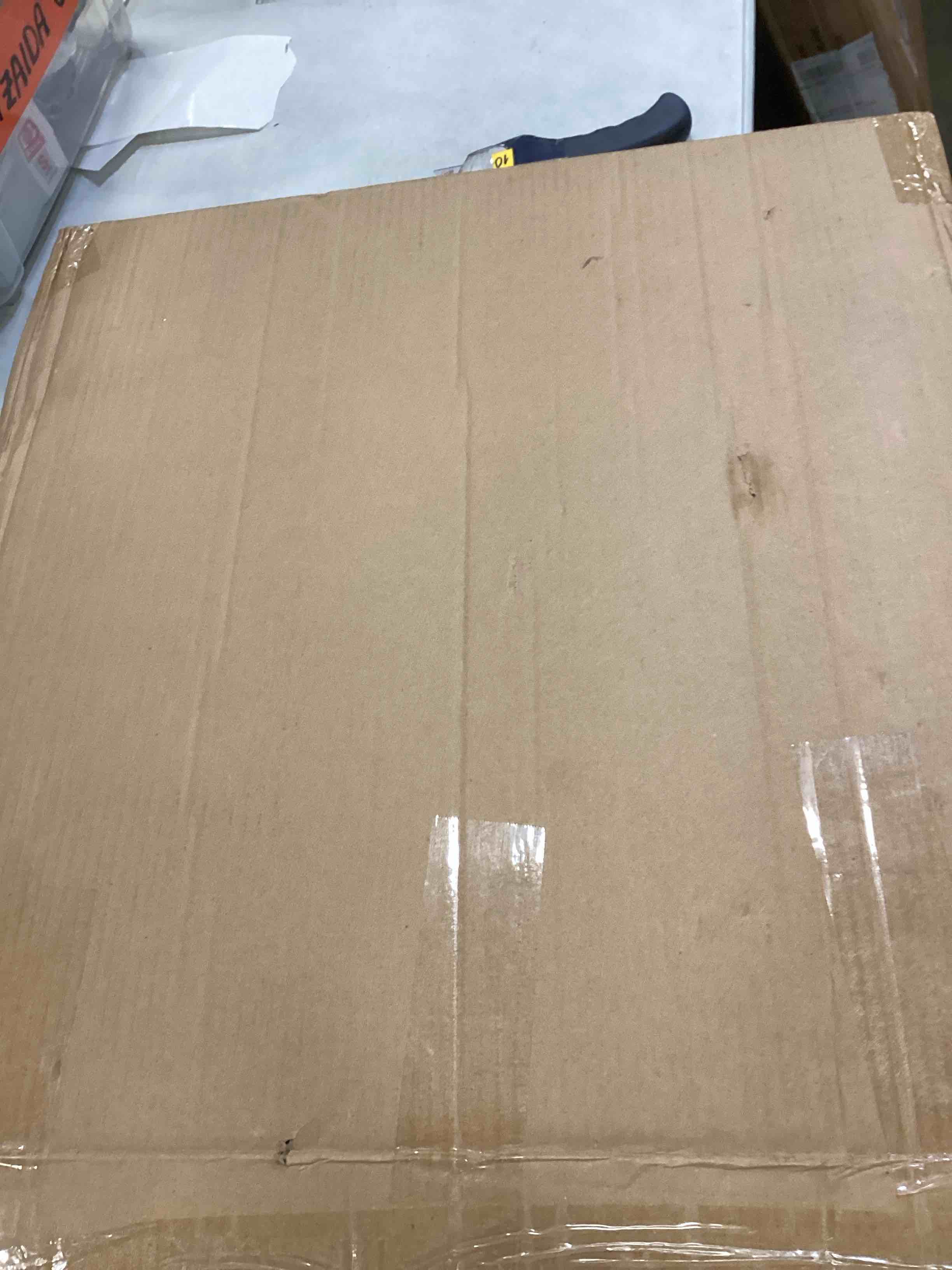 https://s3.amazonaws.com/lotting-images-prod/bidfta/YEL6675030_1734969951644.jpeg