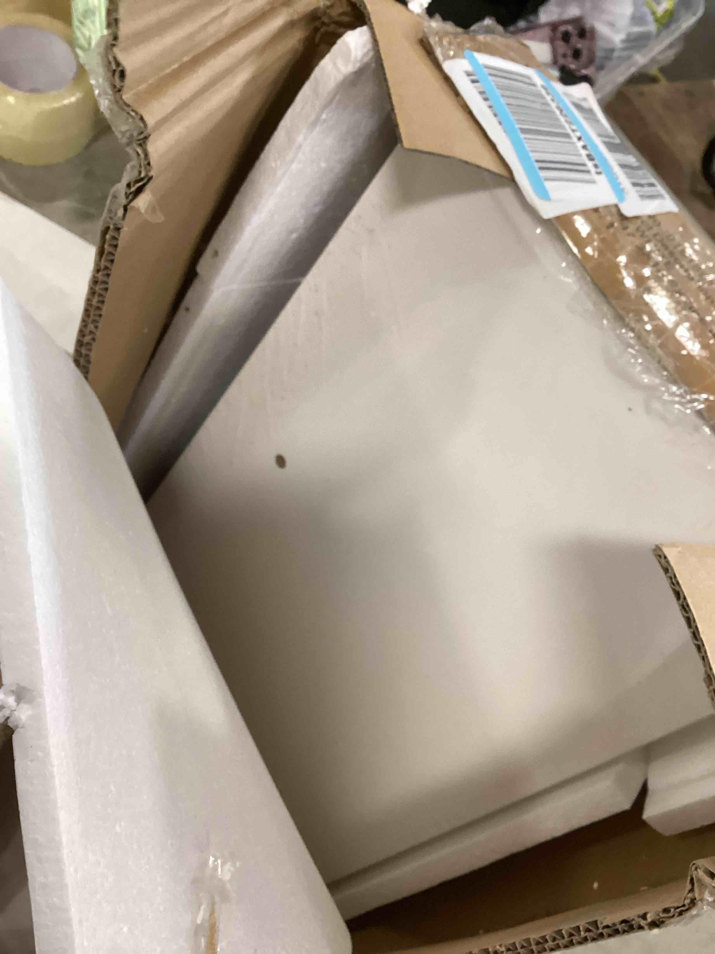 https://s3.amazonaws.com/lotting-images-prod/bidfta/YEL6676079_1721999800550.jpeg