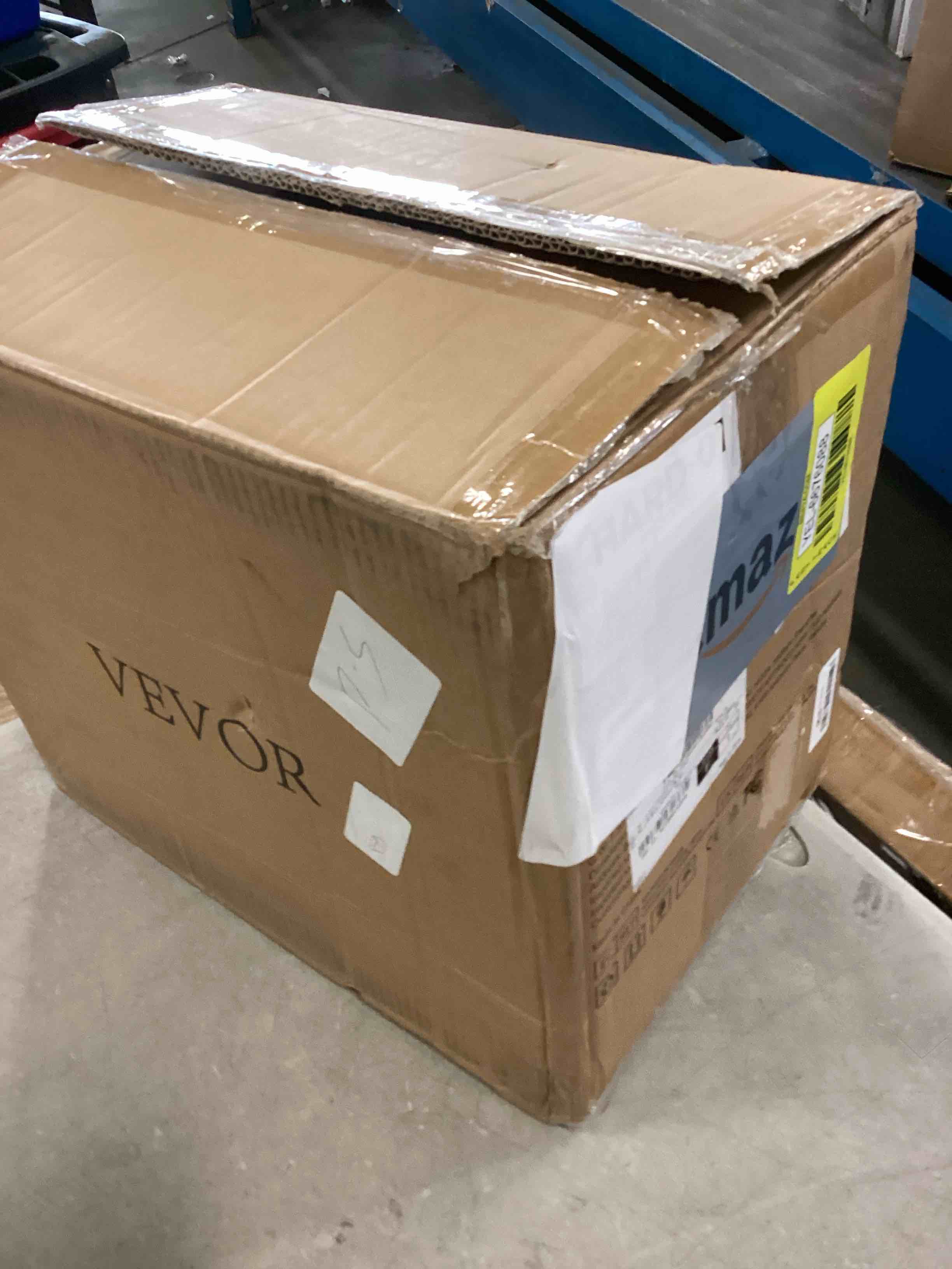 https://s3.amazonaws.com/lotting-images-prod/bidfta/YEL6676088_1722000970602.jpeg