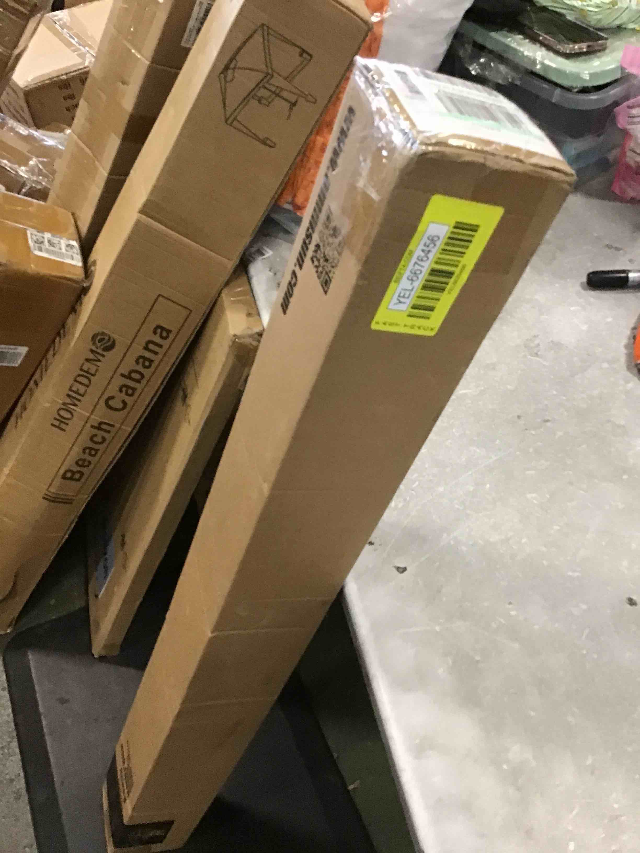 https://s3.amazonaws.com/lotting-images-prod/bidfta/YEL6676456_1722090642894.jpeg