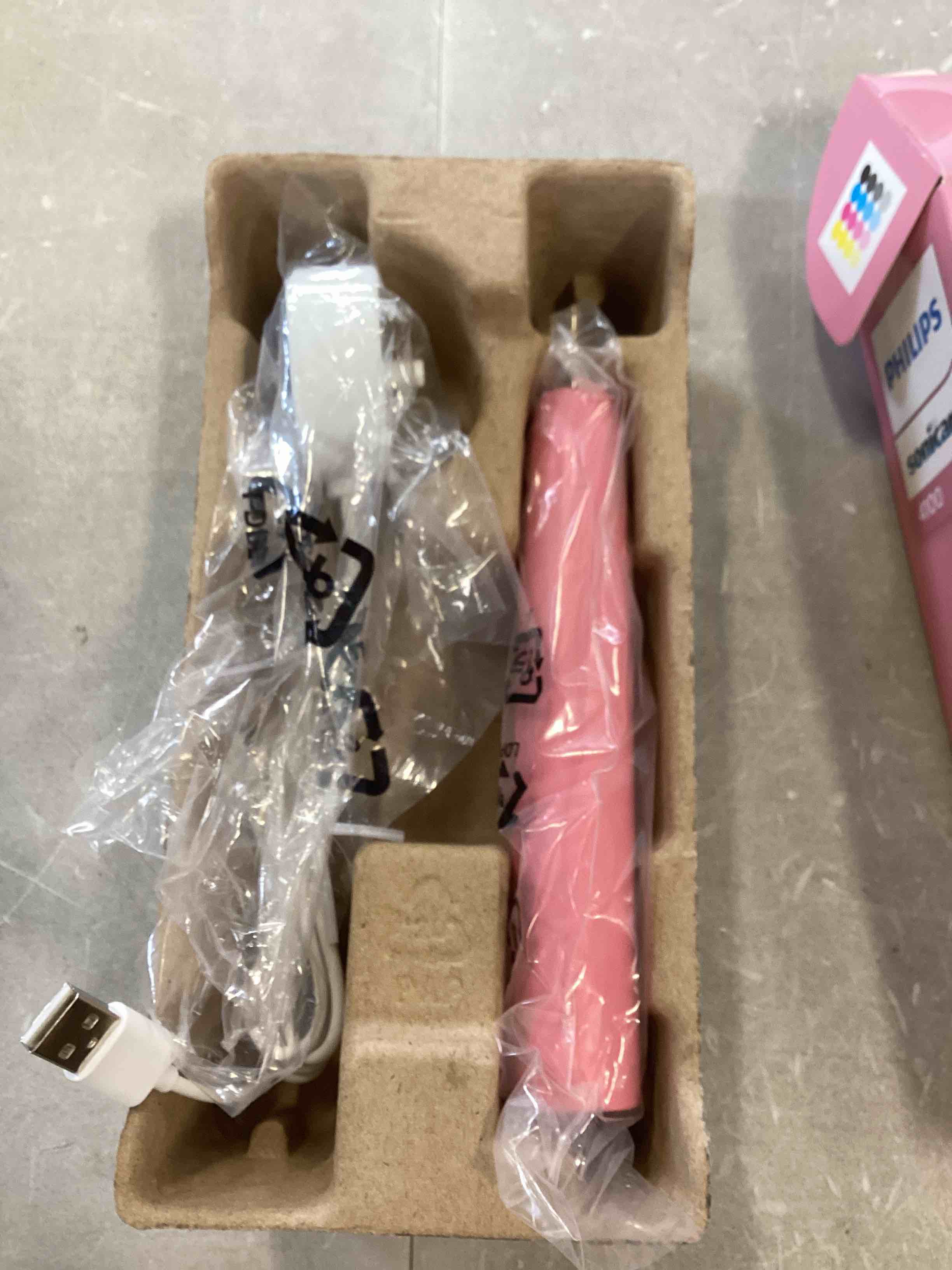 https://s3.amazonaws.com/lotting-images-prod/bidfta/YEL6680348_1721676446864.jpeg