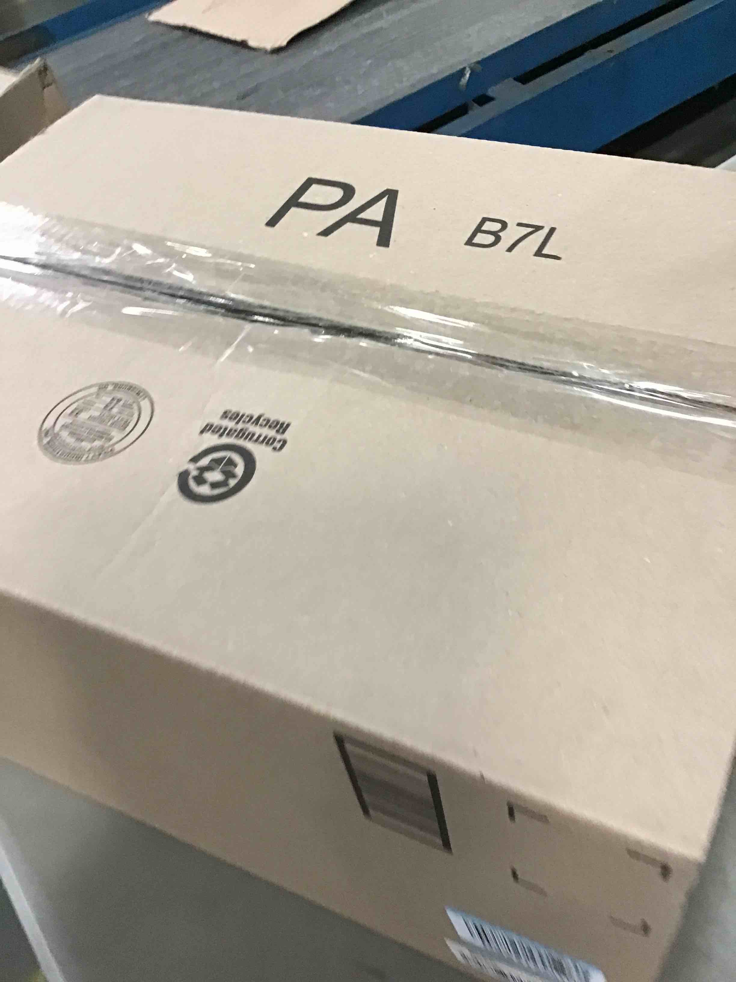https://s3.amazonaws.com/lotting-images-prod/bidfta/YEL6682200_1721482906034.jpeg