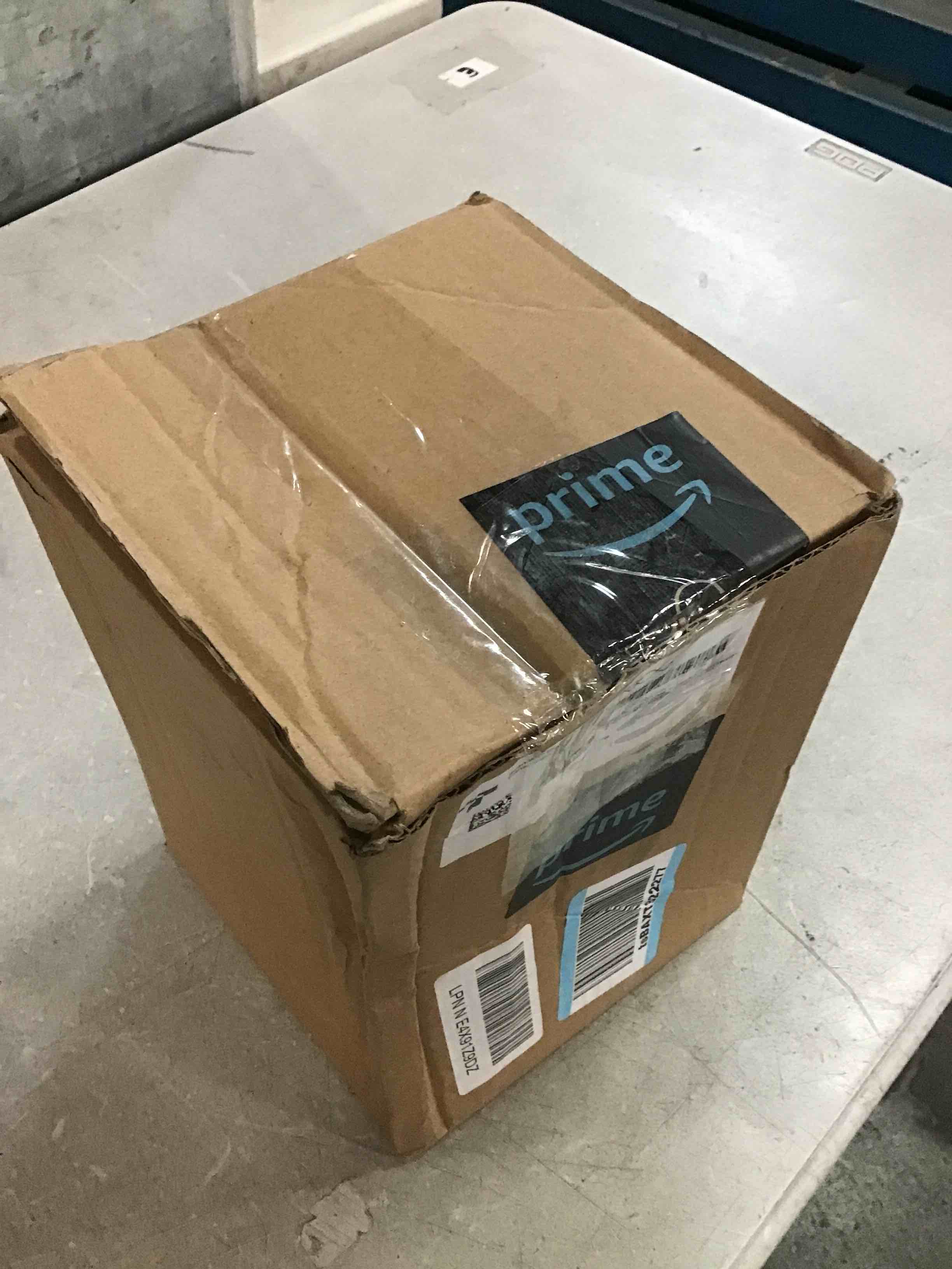 https://s3.amazonaws.com/lotting-images-prod/bidfta/YEL6682722_1721823223216.jpeg
