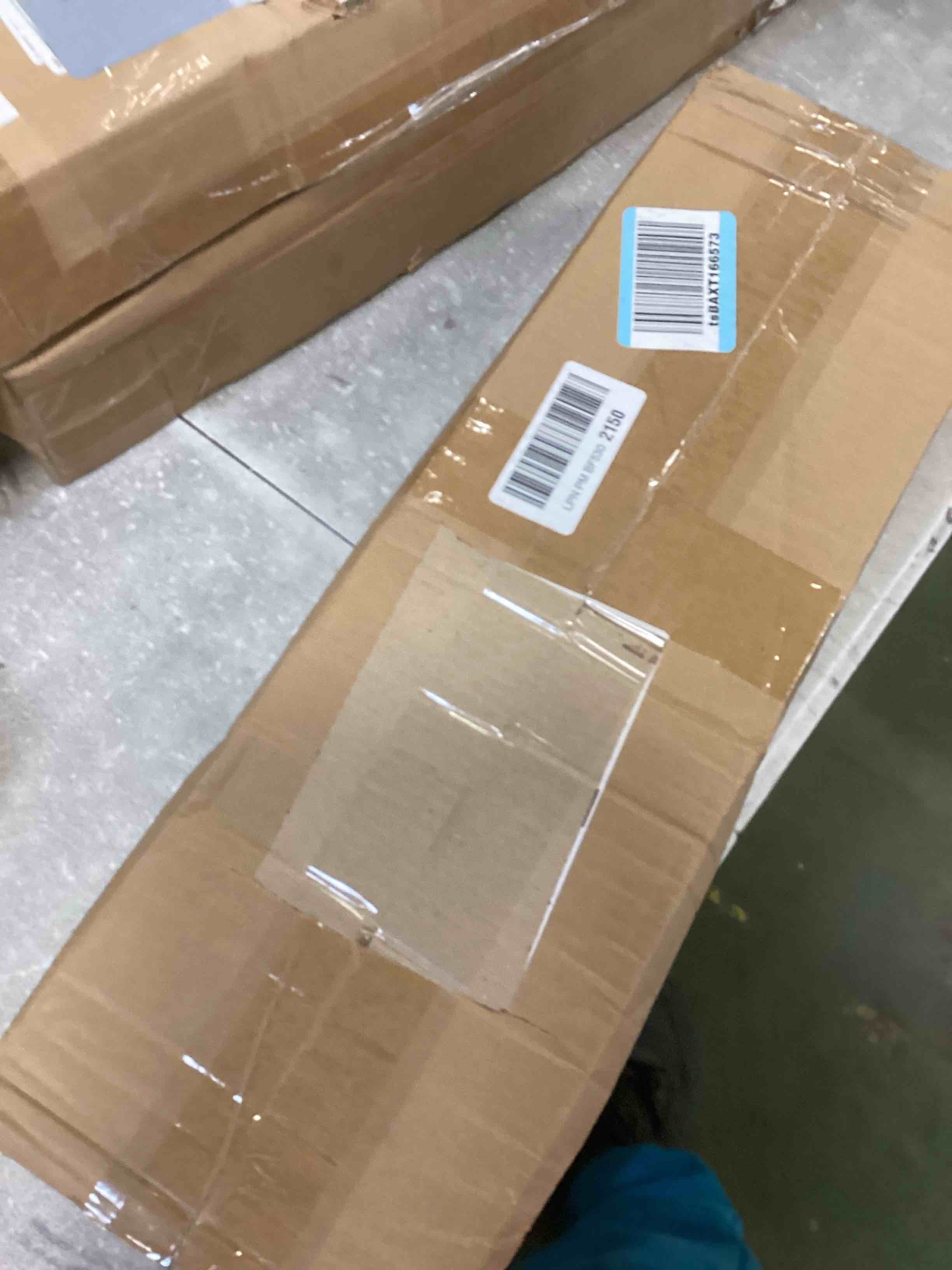 https://s3.amazonaws.com/lotting-images-prod/bidfta/YEL6683861_1723126866512.jpeg