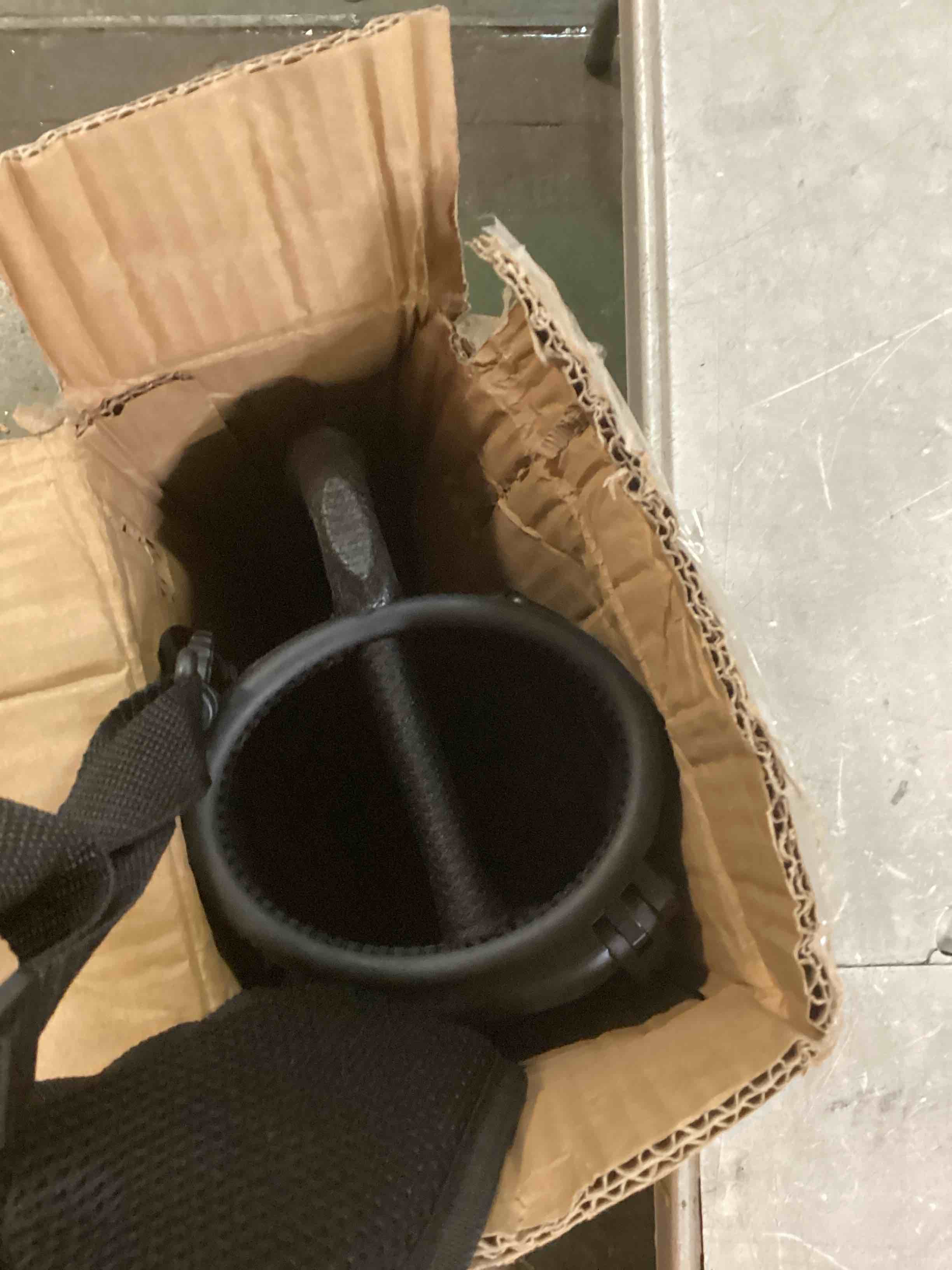 https://s3.amazonaws.com/lotting-images-prod/bidfta/YEL6684145_1723216974355.jpeg