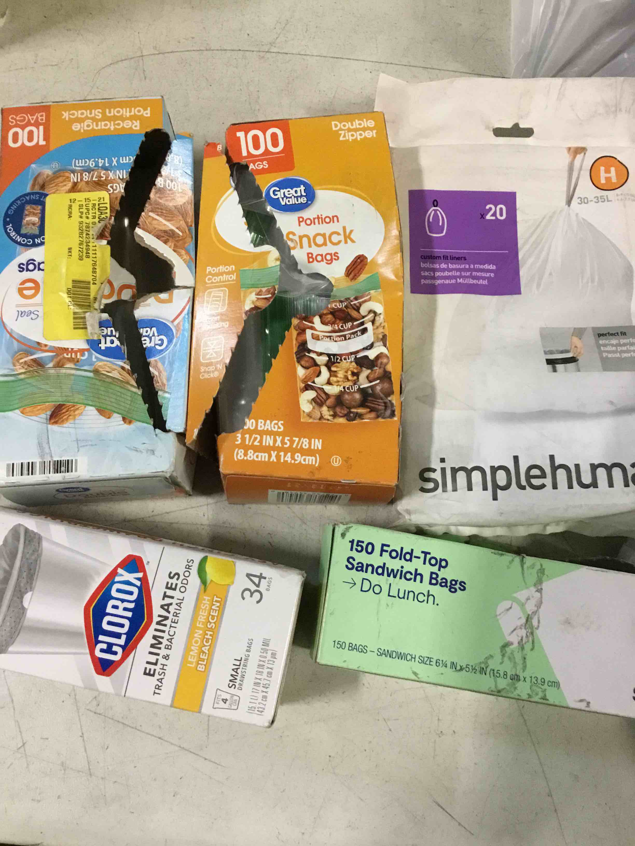 https://s3.amazonaws.com/lotting-images-prod/bidfta/YEL6684303_1737122153237.jpeg