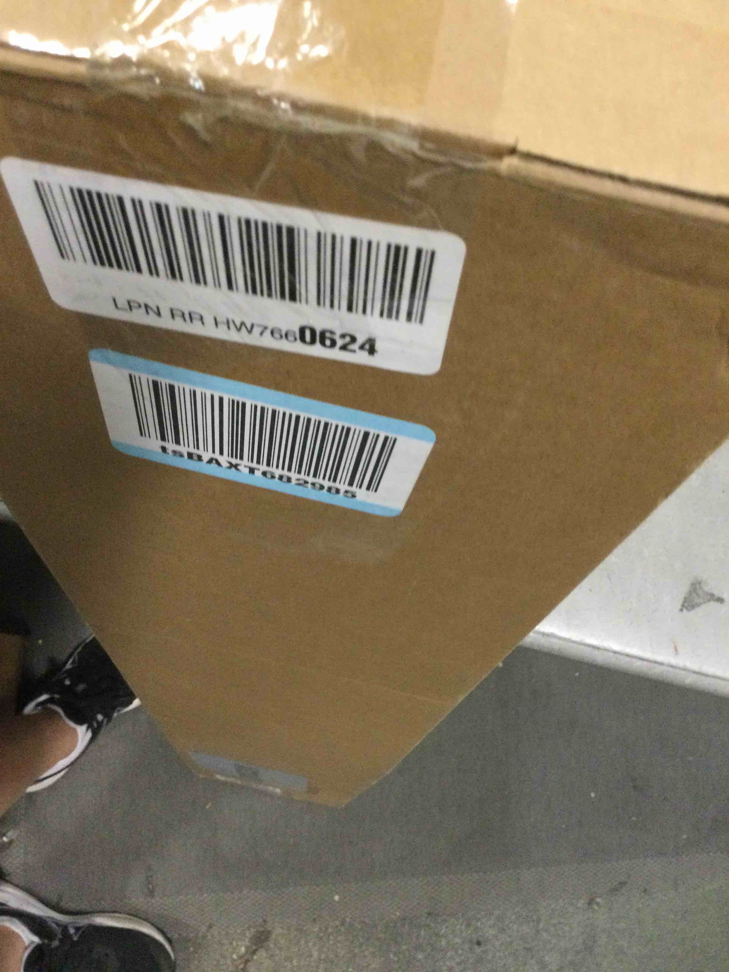 https://s3.amazonaws.com/lotting-images-prod/bidfta/YEL6685066_1721781427892.jpeg