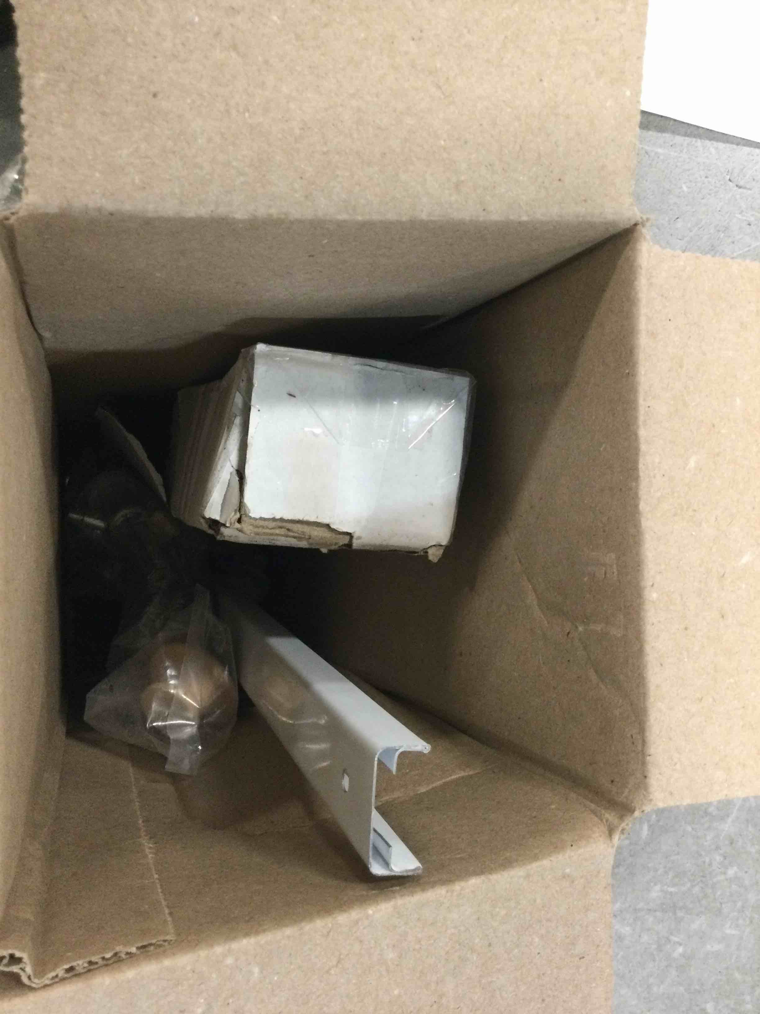 National Hardware N343715 391S Folding Door Hardware Set in White,36