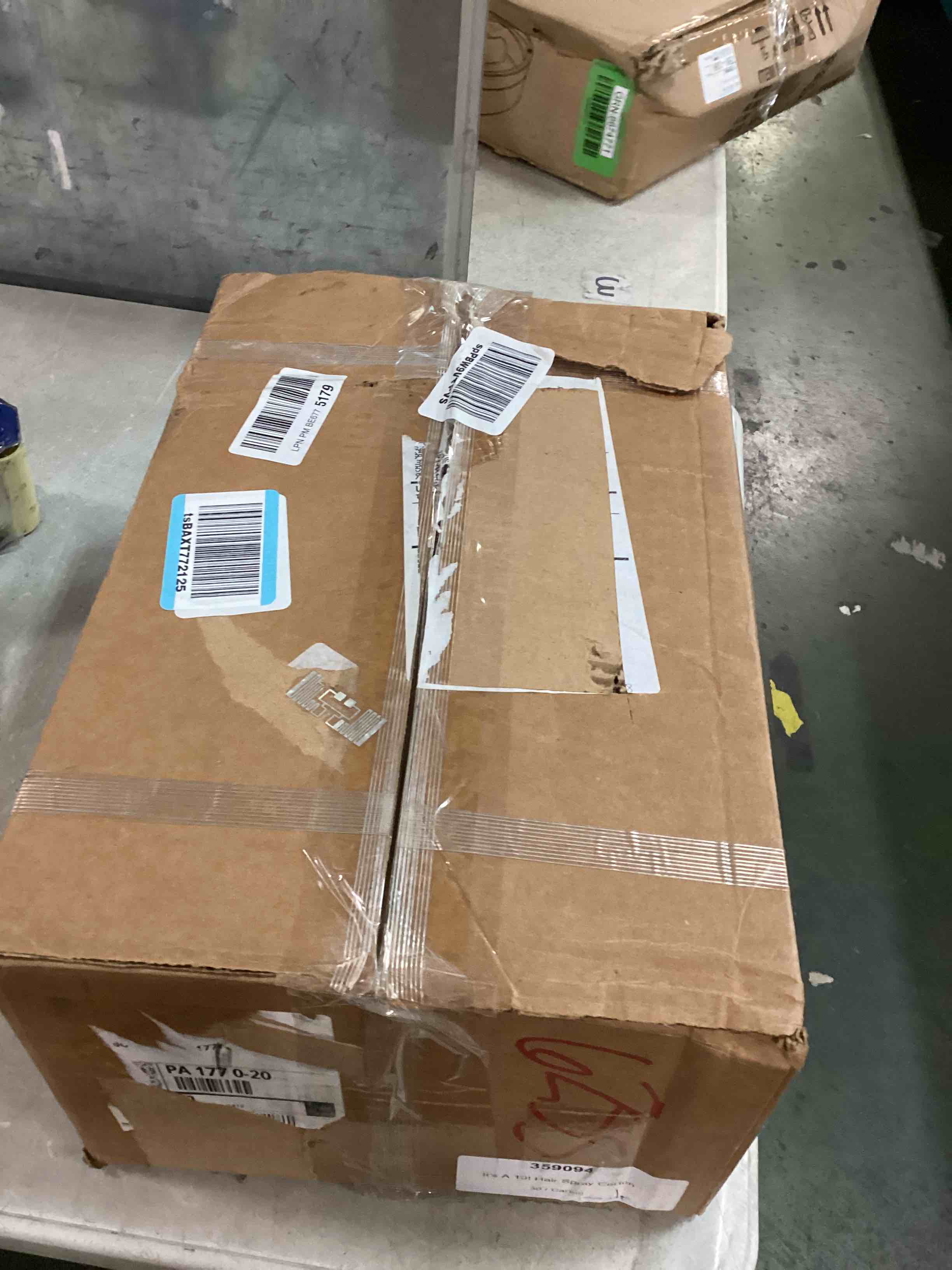 https://s3.amazonaws.com/lotting-images-prod/bidfta/YEL6685935_1723085866621.jpeg