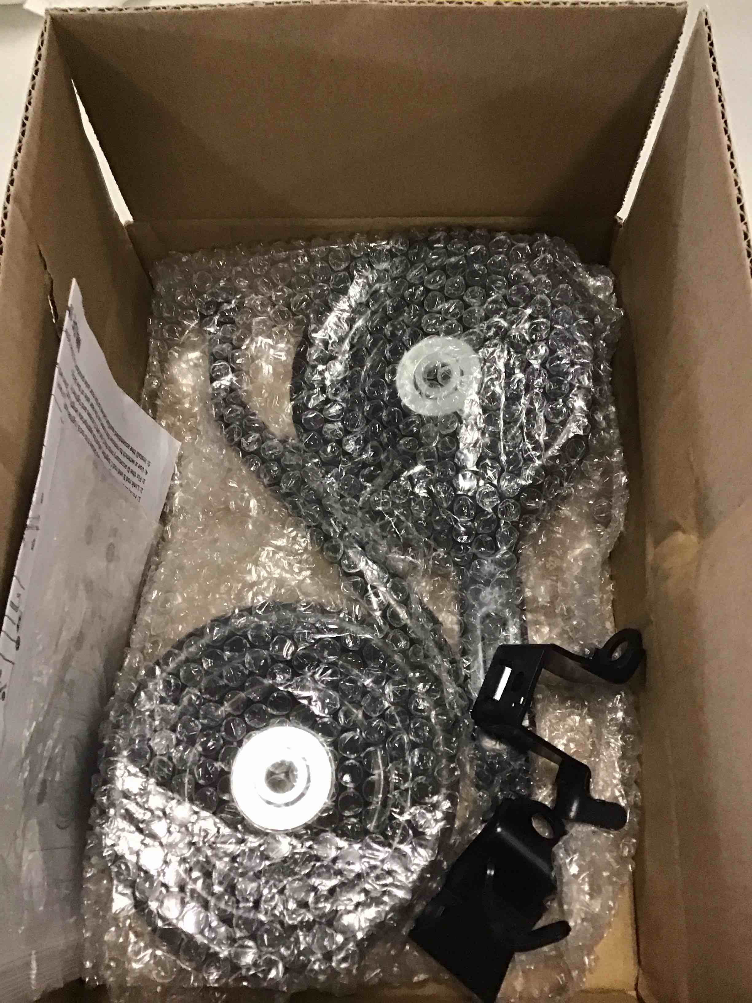 https://s3.amazonaws.com/lotting-images-prod/bidfta/YEL6686460_1720797873045.jpeg