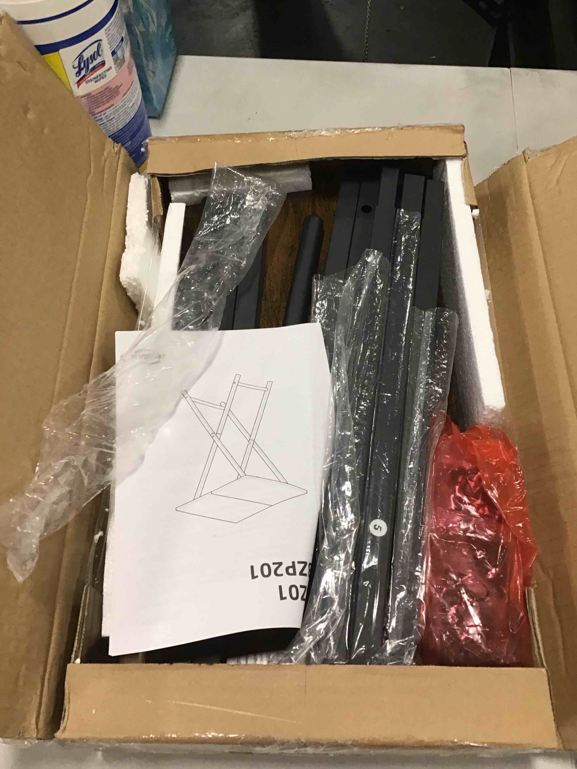 https://s3.amazonaws.com/lotting-images-prod/bidfta/YEL6686502_1720808864049.jpeg