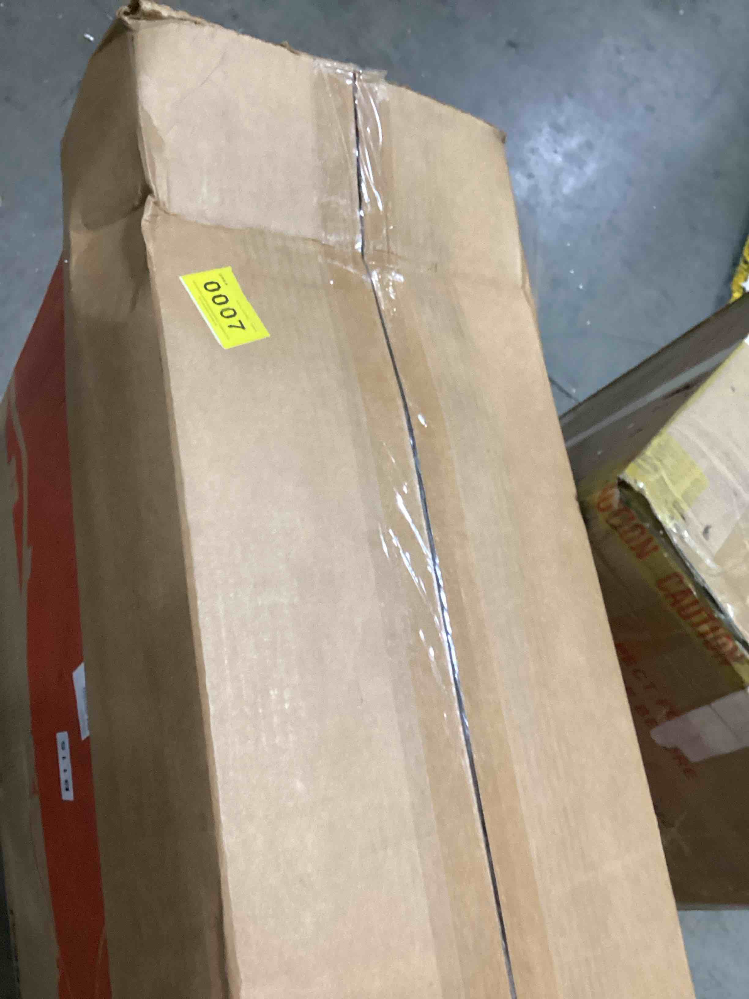 https://s3.amazonaws.com/lotting-images-prod/bidfta/YEL6692484_1722522381956.jpeg