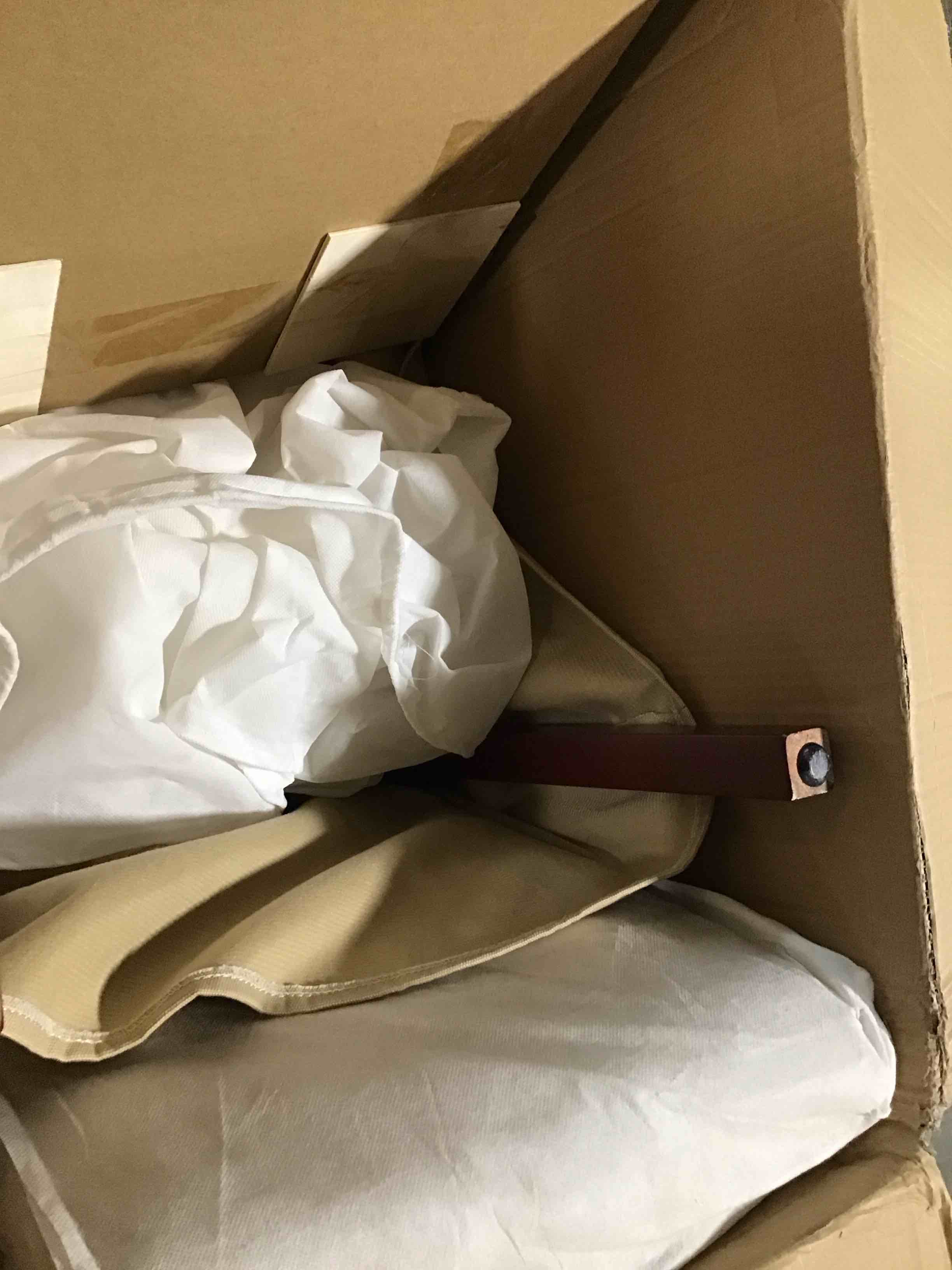 https://s3.amazonaws.com/lotting-images-prod/bidfta/YEL6693013_1723215209019.jpeg