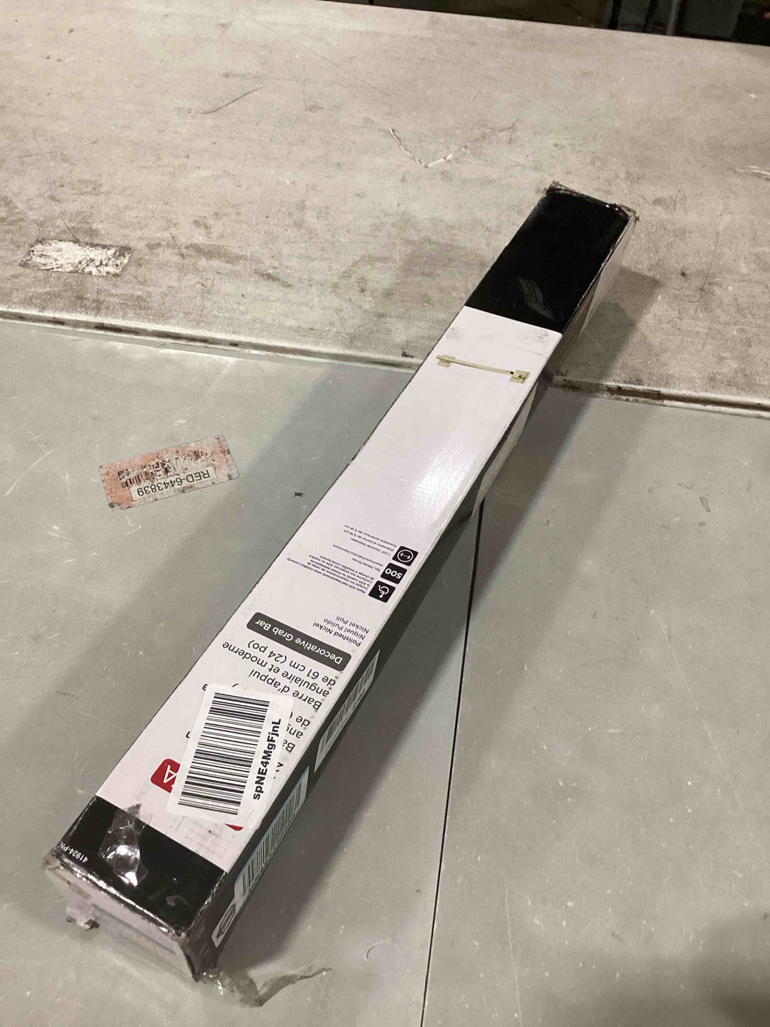 Delta Faucet 41924PN Angular Modern Grab Bar, 24', Polished Nickel