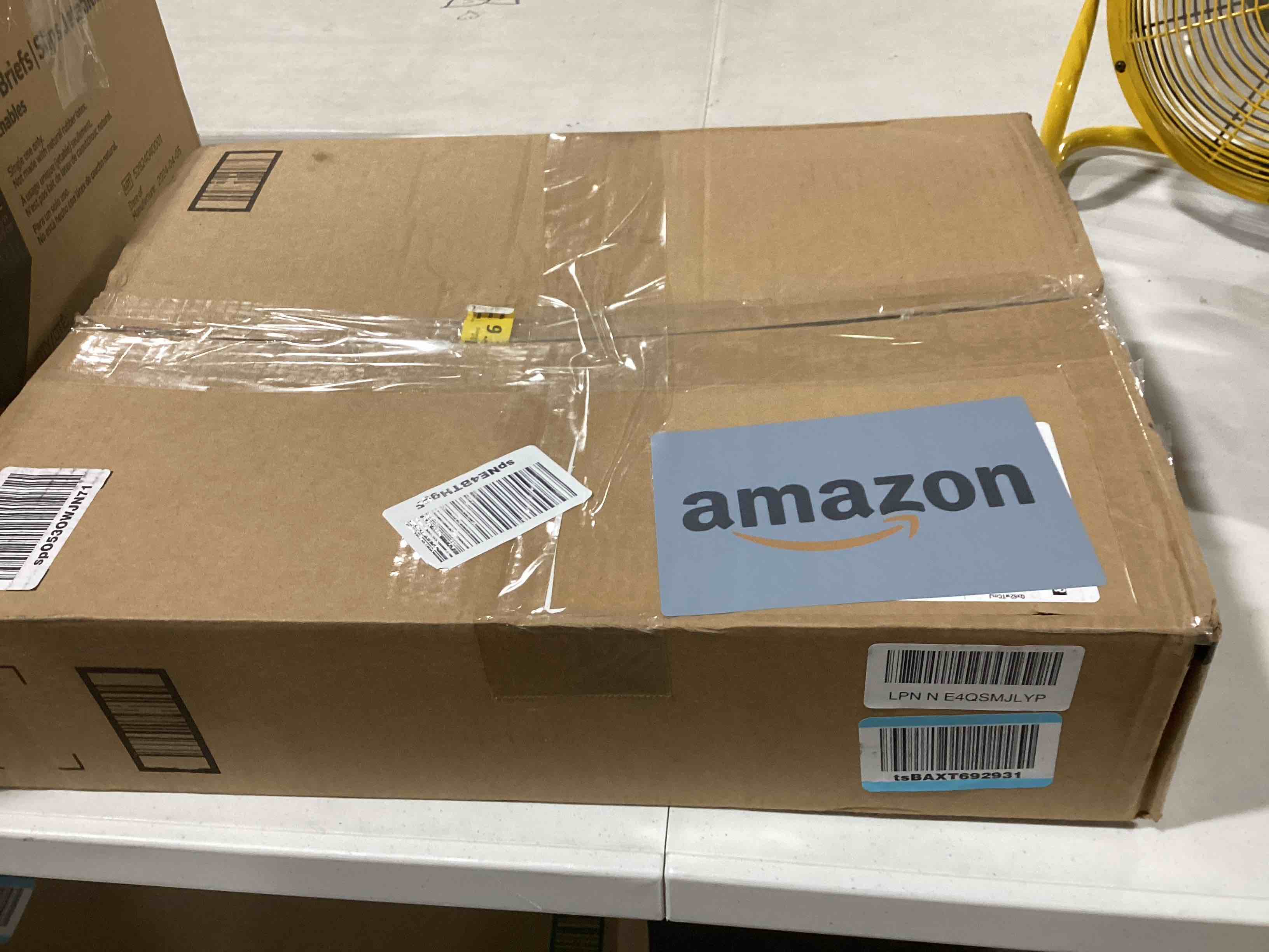 https://s3.amazonaws.com/lotting-images-prod/bidfta/YEL6697845_1723042675221.jpeg