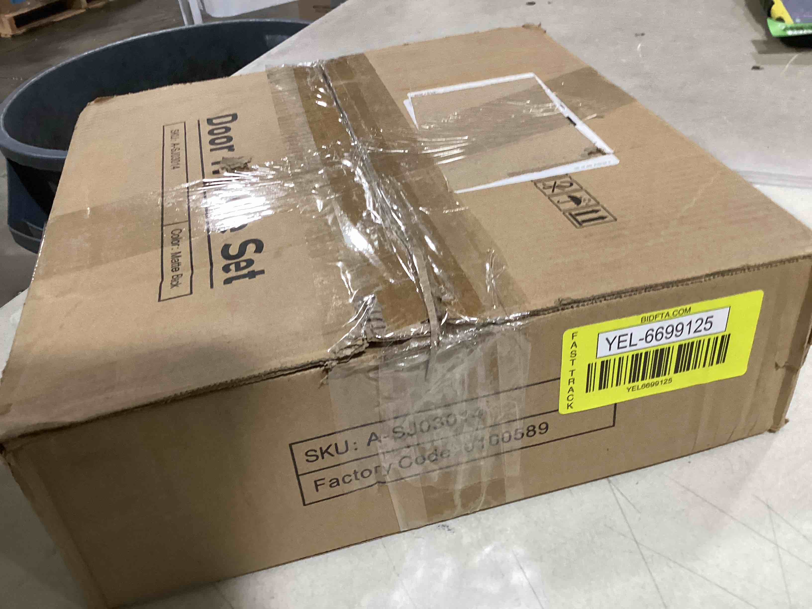 https://s3.amazonaws.com/lotting-images-prod/bidfta/YEL6699125_1722603464101.jpeg