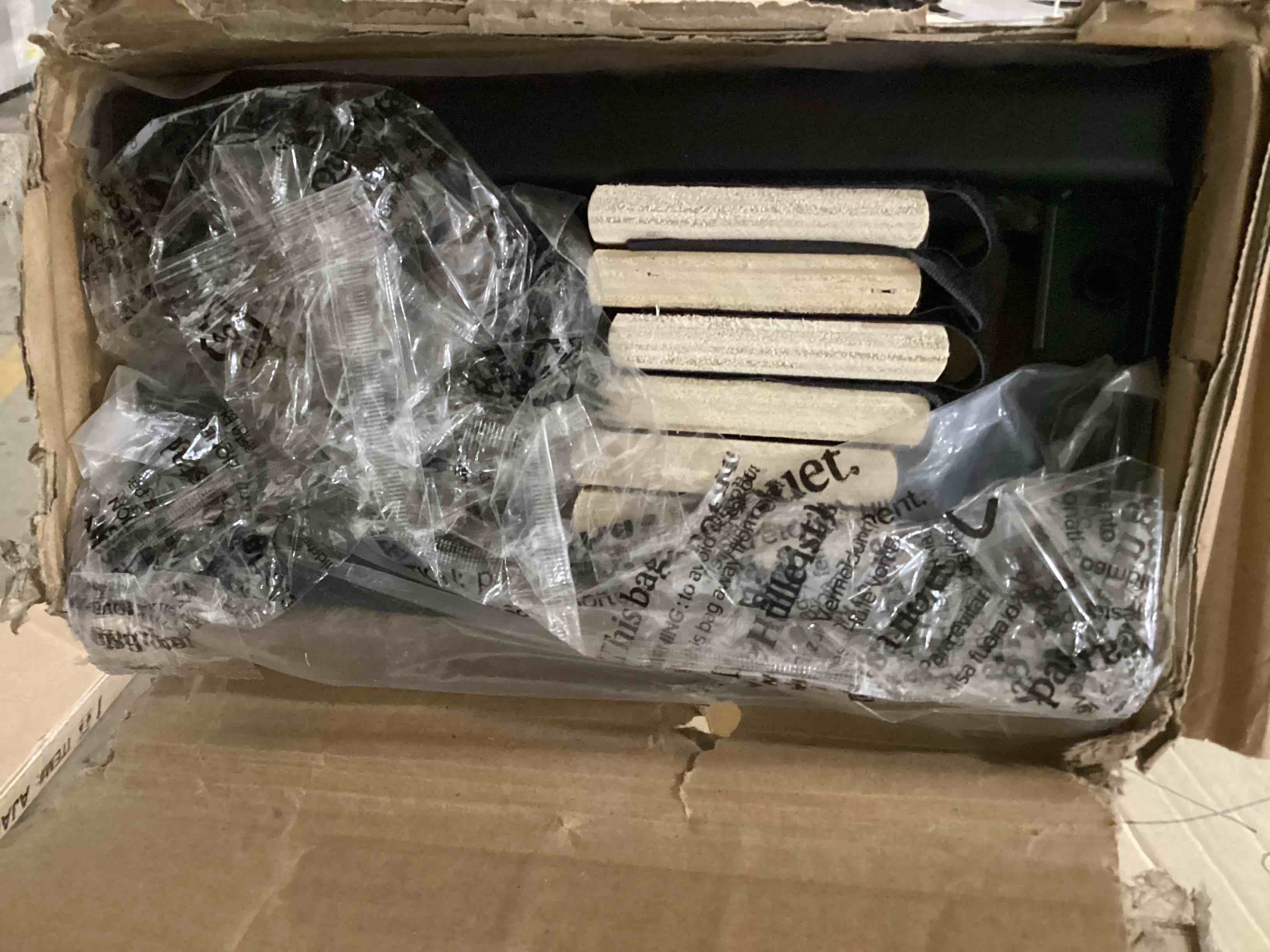https://s3.amazonaws.com/lotting-images-prod/bidfta/YEL6699306_1722875936000.jpeg