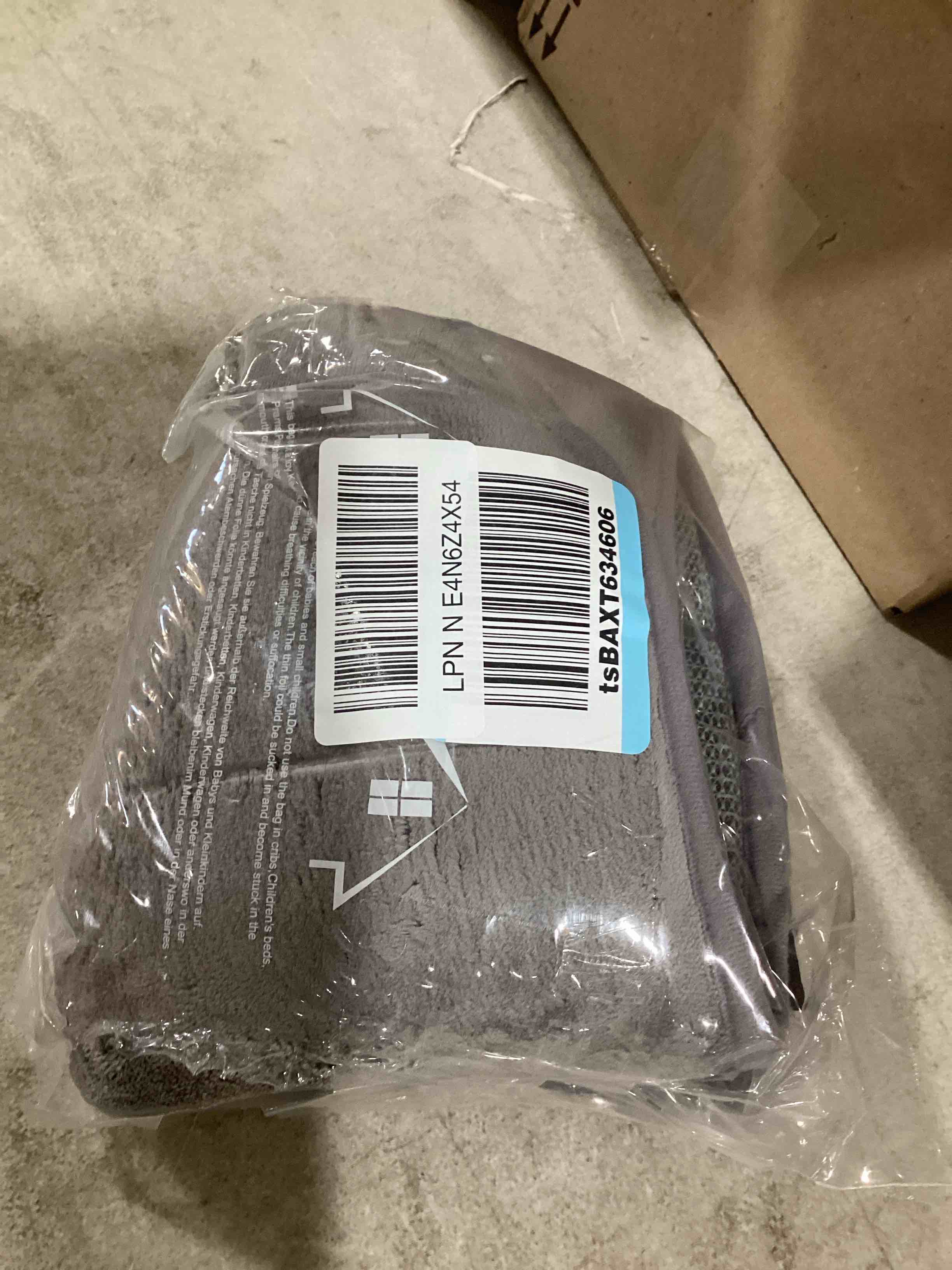 https://s3.amazonaws.com/lotting-images-prod/bidfta/YEL6699908_1722946202145.jpeg