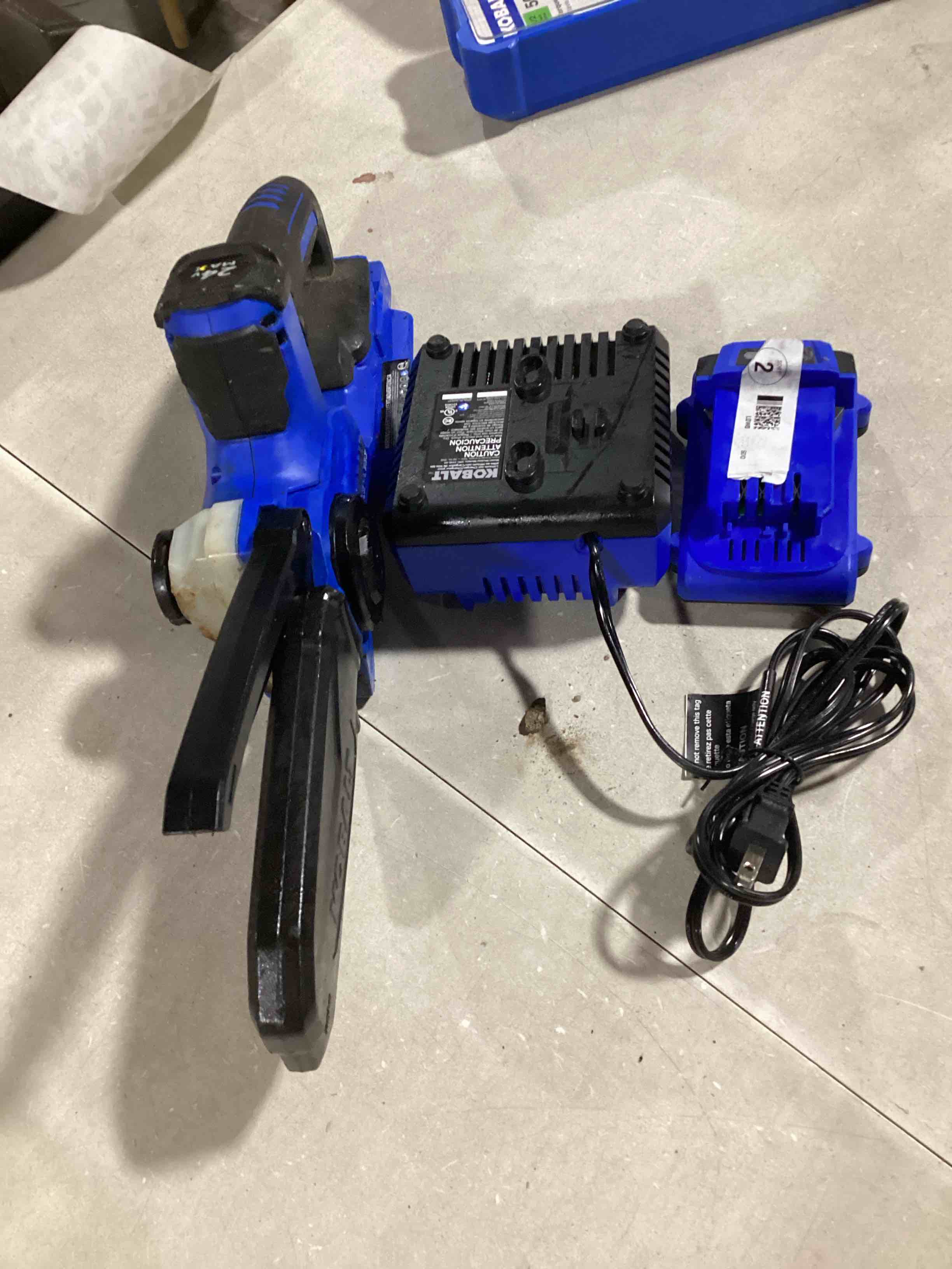 https://s3.amazonaws.com/lotting-images-prod/bidfta/YEL6700797_1729271009927.jpeg