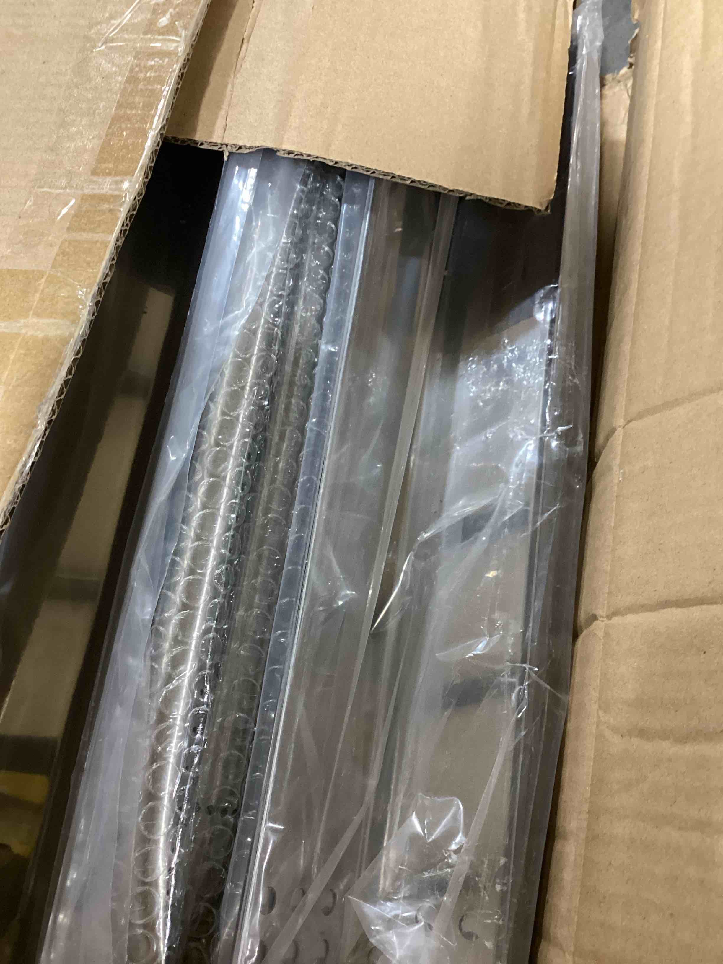 https://s3.amazonaws.com/lotting-images-prod/bidfta/YEL6701456_1722279656837.jpeg