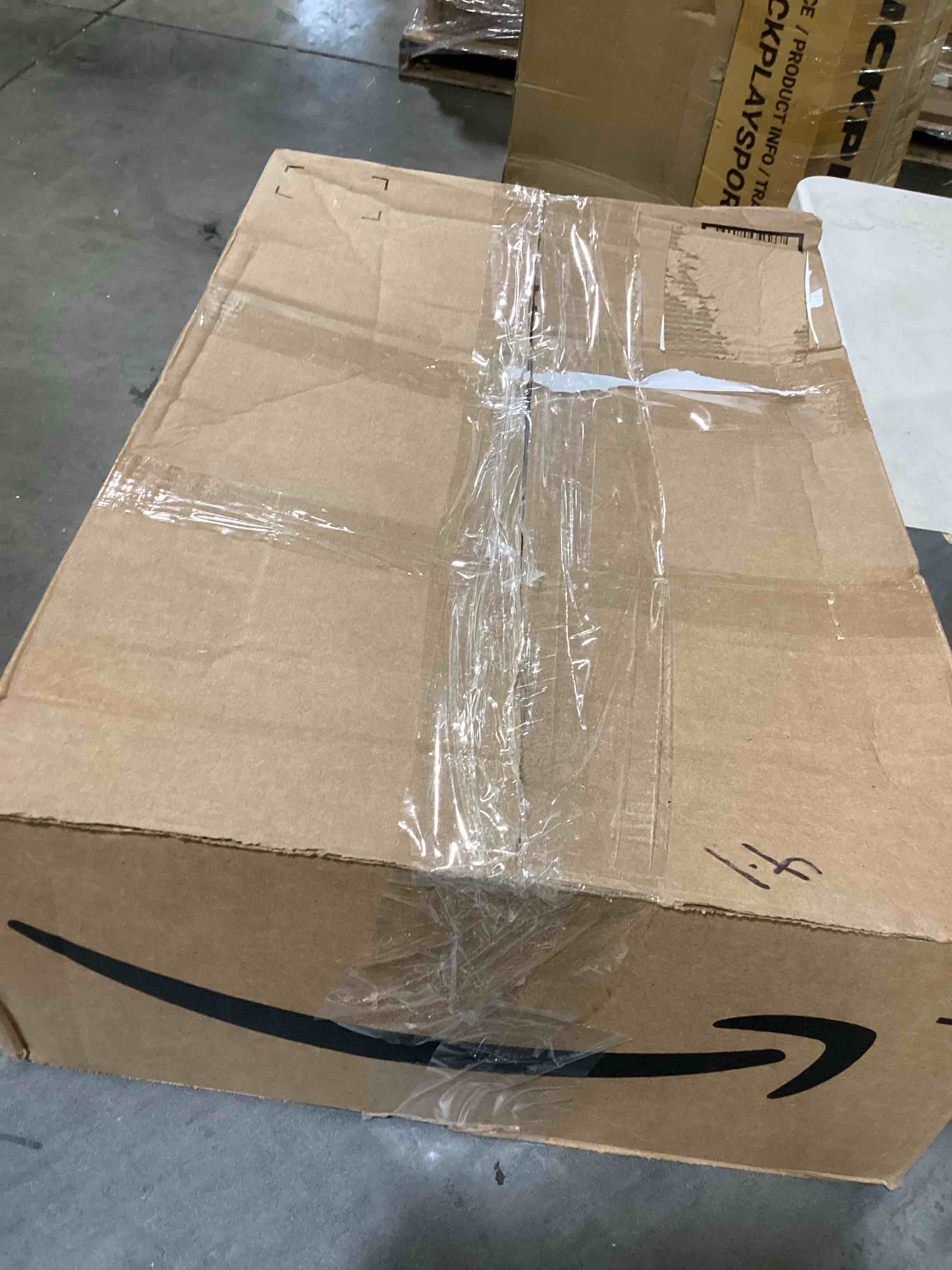 https://s3.amazonaws.com/lotting-images-prod/bidfta/YEL6701460_1722281343477.jpeg