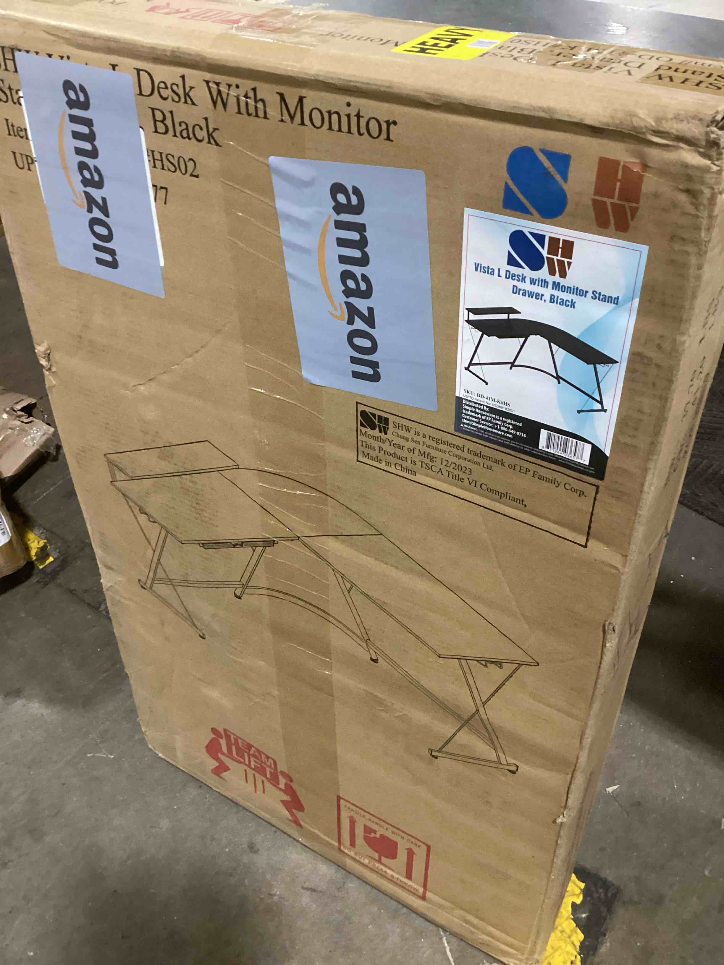 https://s3.amazonaws.com/lotting-images-prod/bidfta/YEL6701973_1722537559481.jpeg