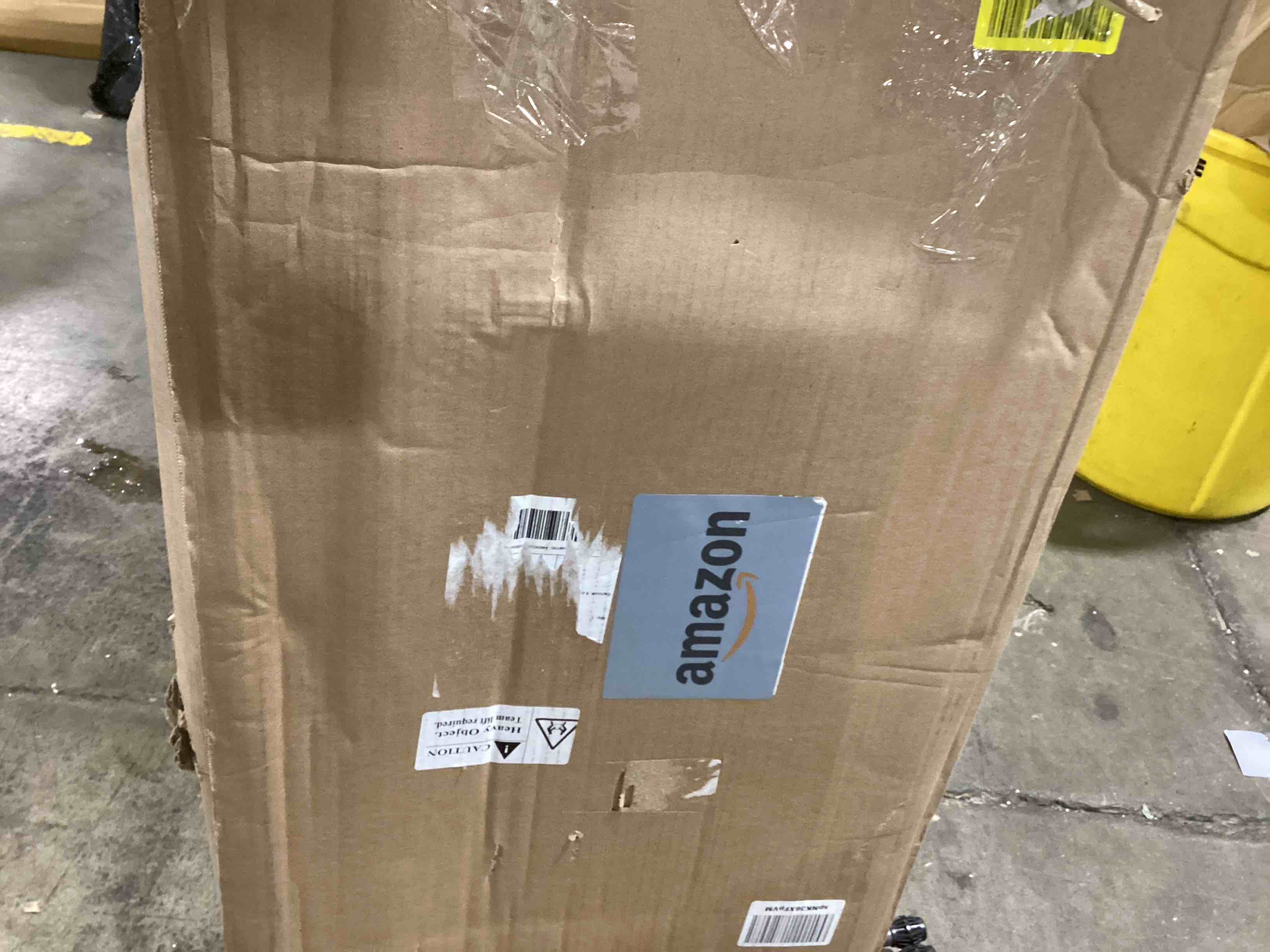 https://s3.amazonaws.com/lotting-images-prod/bidfta/YEL6703651_1722453208914.jpeg