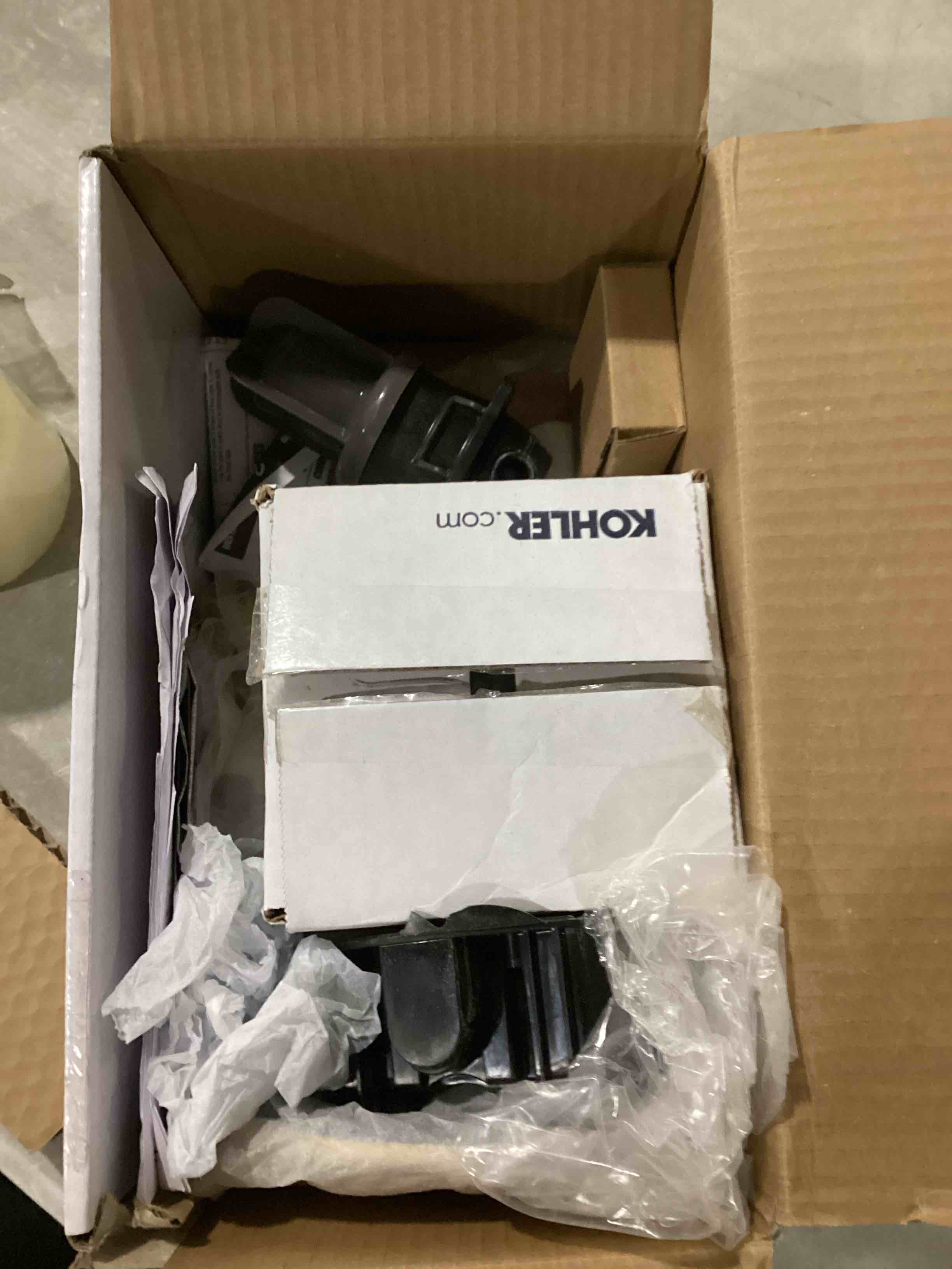 https://s3.amazonaws.com/lotting-images-prod/bidfta/YEL6704921_1731513700740.jpeg