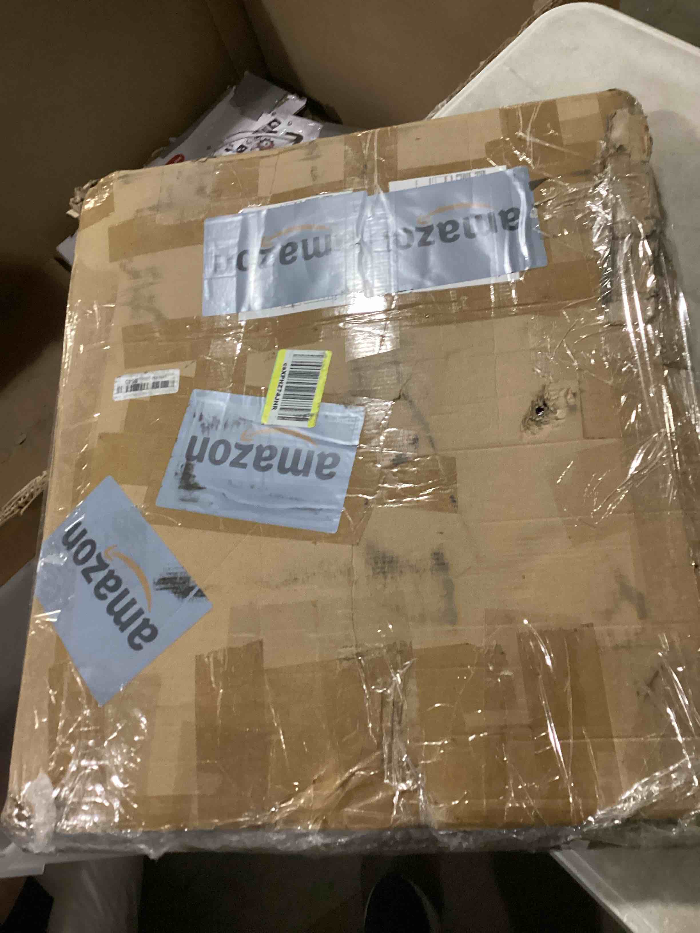 https://s3.amazonaws.com/lotting-images-prod/bidfta/YEL6705052_1731596101539.jpeg