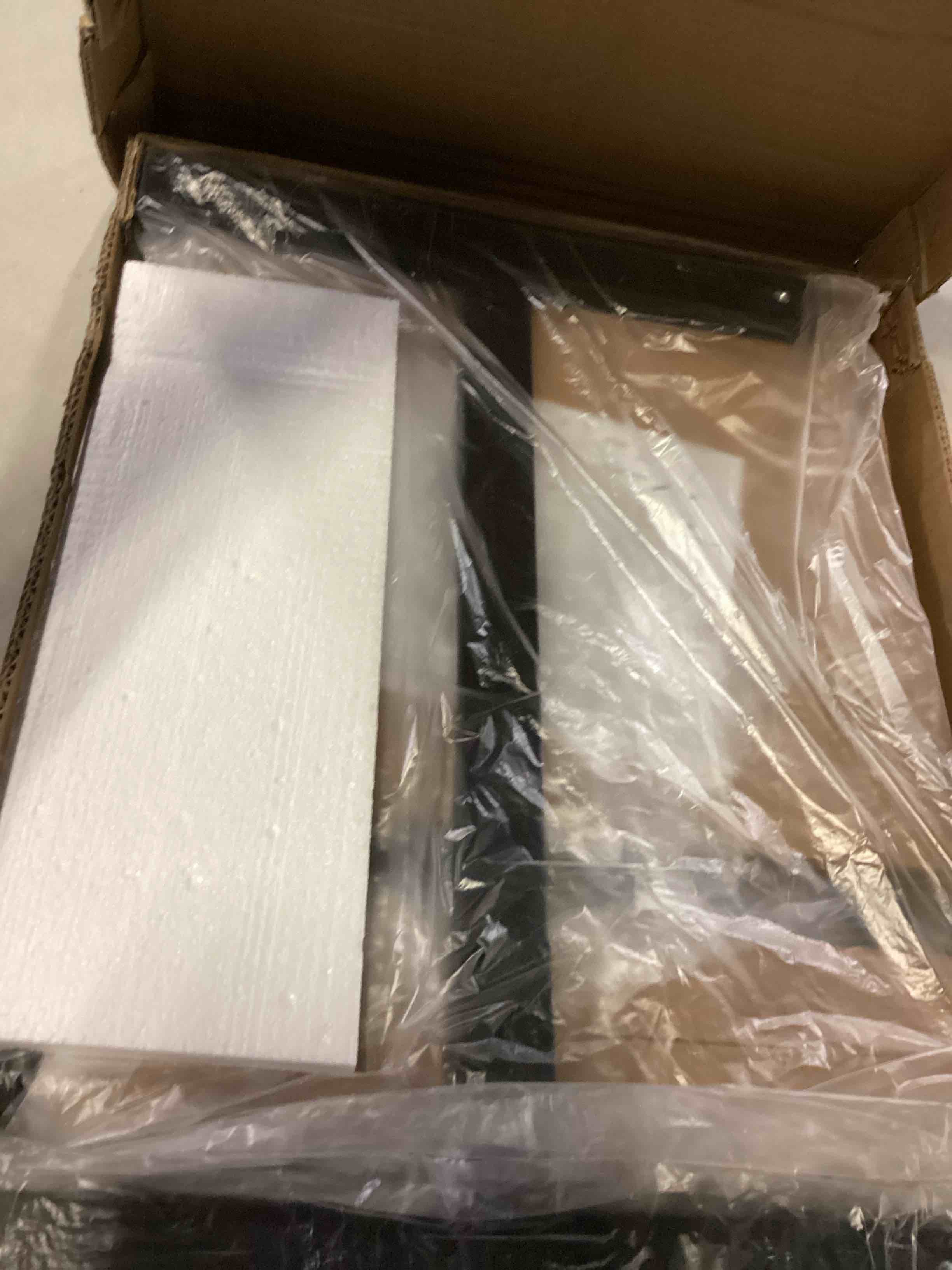 https://s3.amazonaws.com/lotting-images-prod/bidfta/YEL6705592_1730810352404.jpeg
