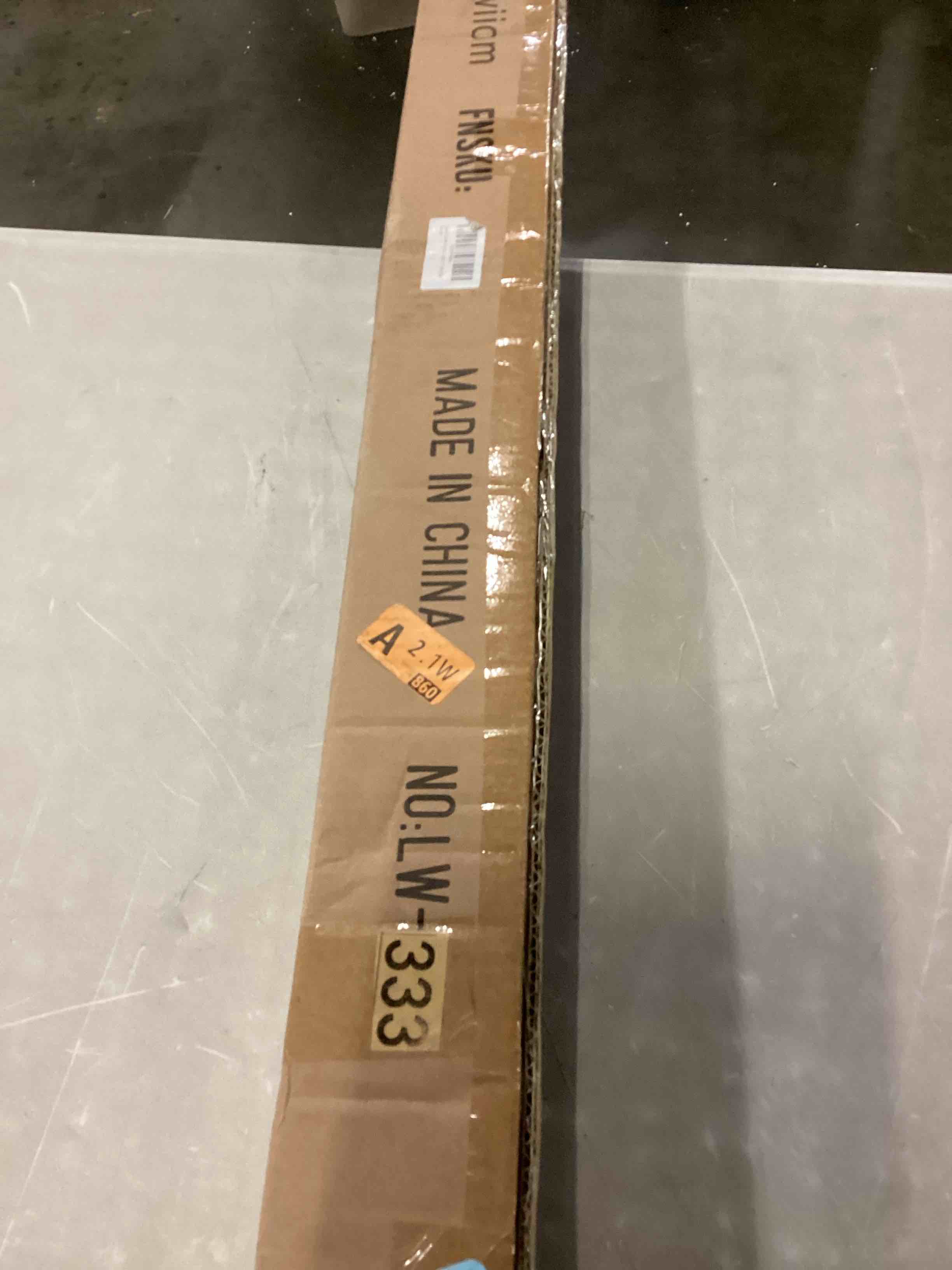 https://s3.amazonaws.com/lotting-images-prod/bidfta/YEL6706826_1732027614567.jpeg