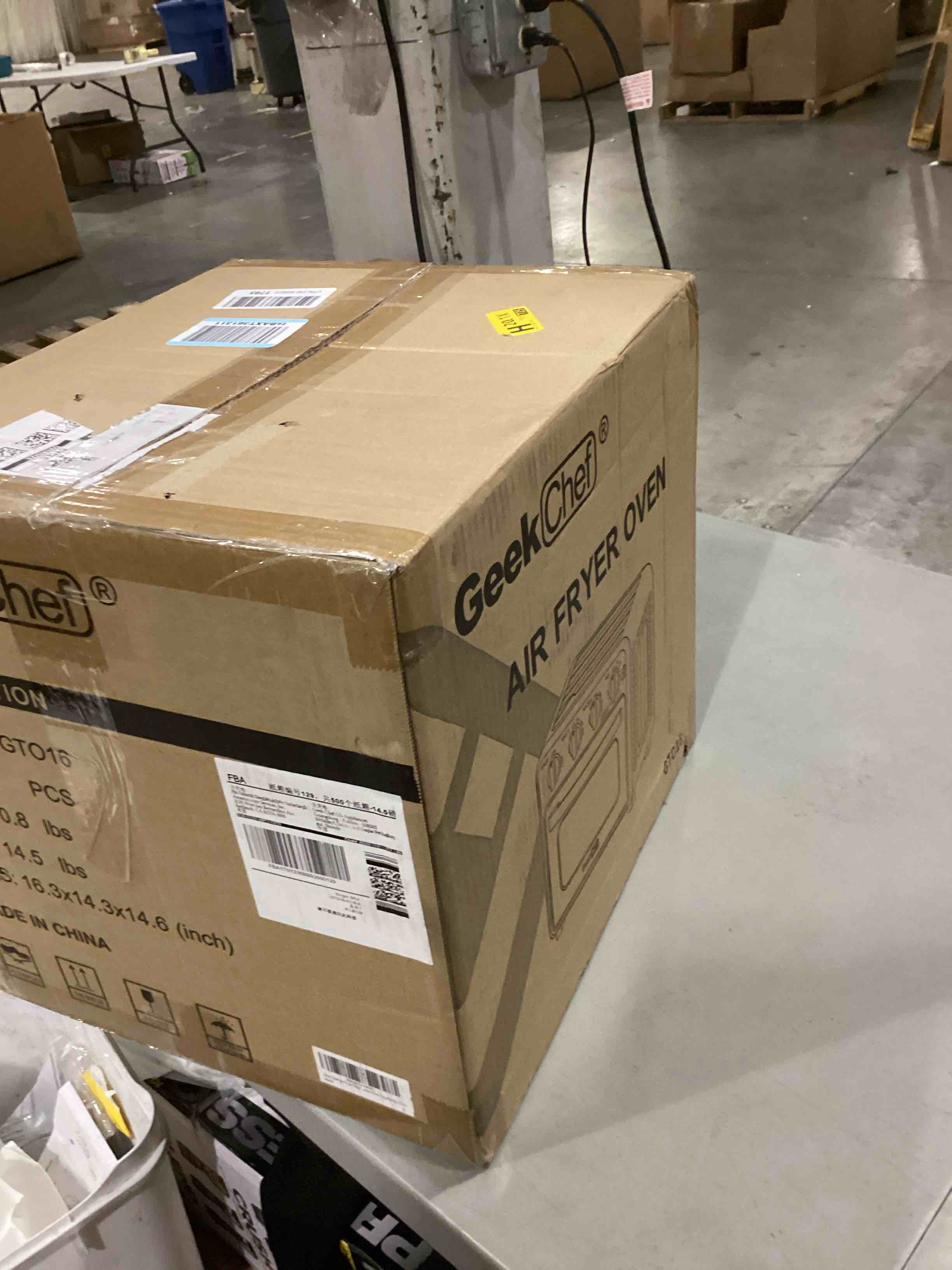 https://s3.amazonaws.com/lotting-images-prod/bidfta/YEL6707355_1731356100901.jpeg