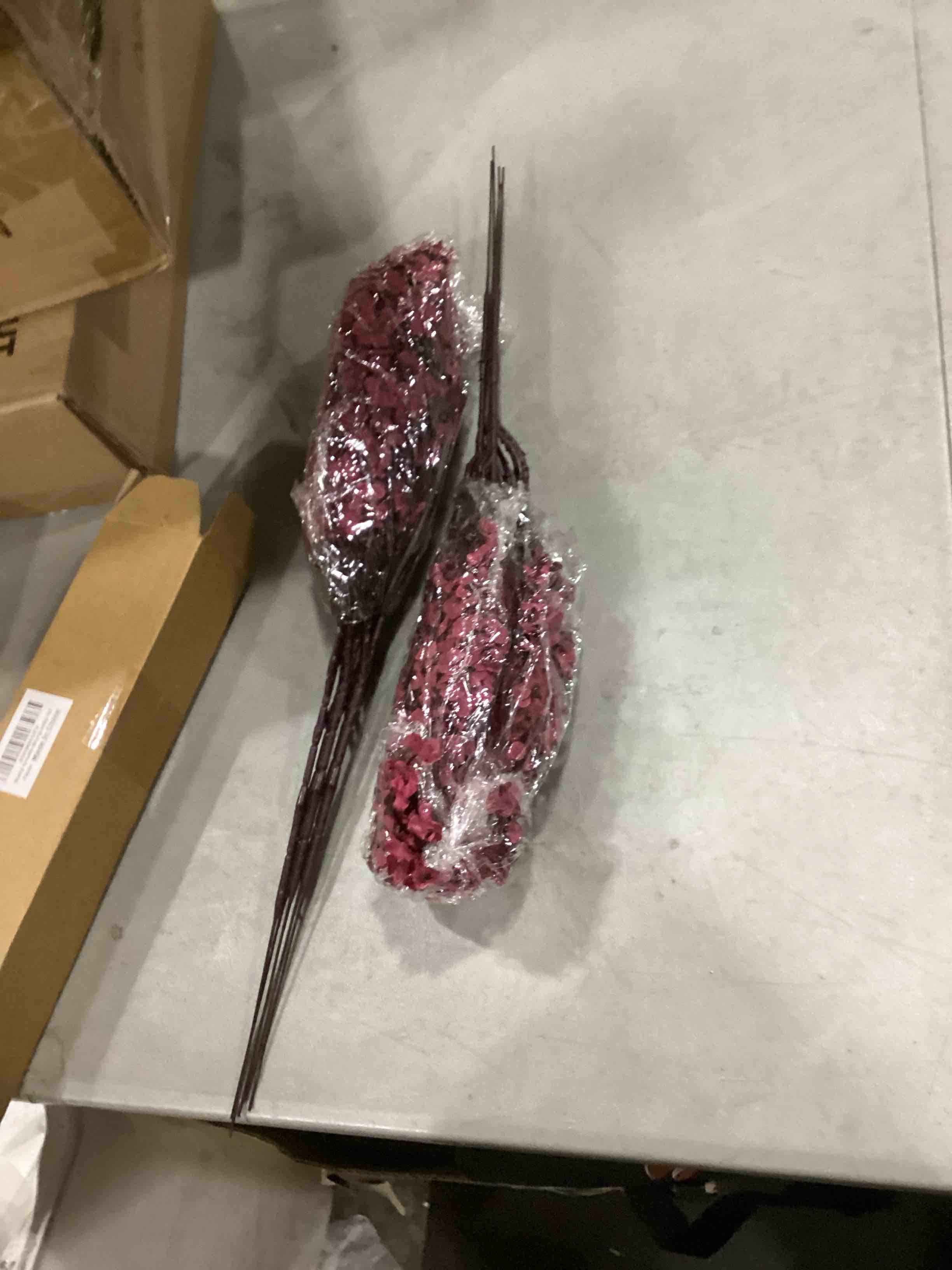 https://s3.amazonaws.com/lotting-images-prod/bidfta/YEL6708280_1732025905351.jpeg