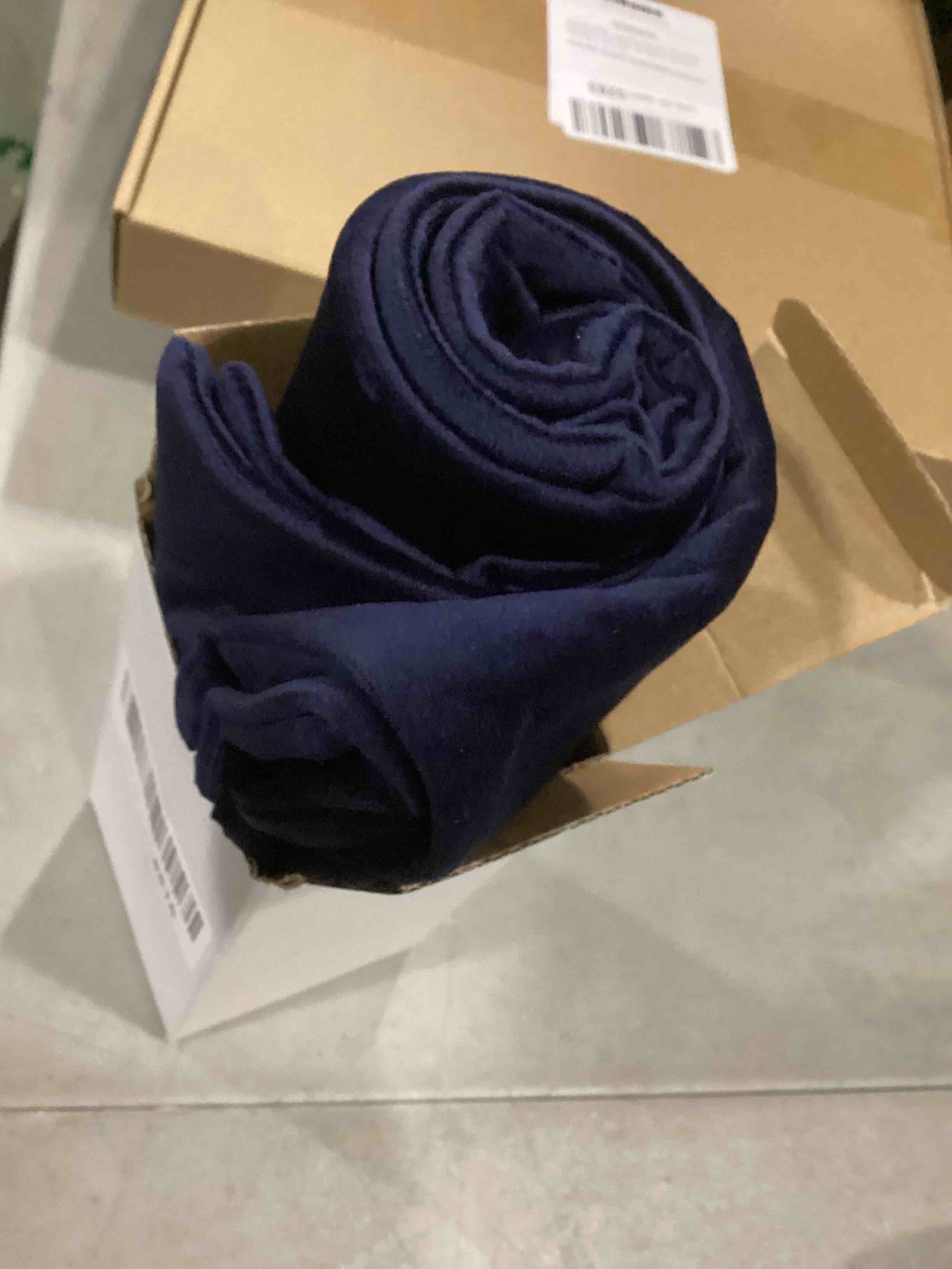 https://s3.amazonaws.com/lotting-images-prod/bidfta/YEL6708364_1732035033628.jpeg