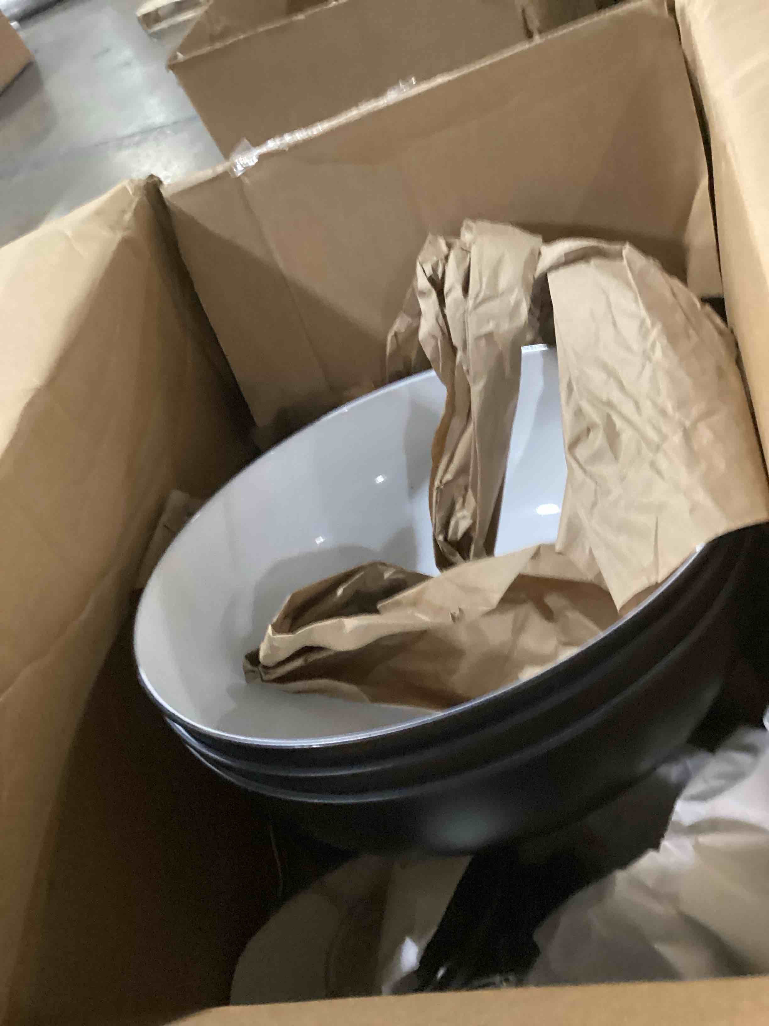 https://s3.amazonaws.com/lotting-images-prod/bidfta/YEL6709234_1729877951631.jpeg