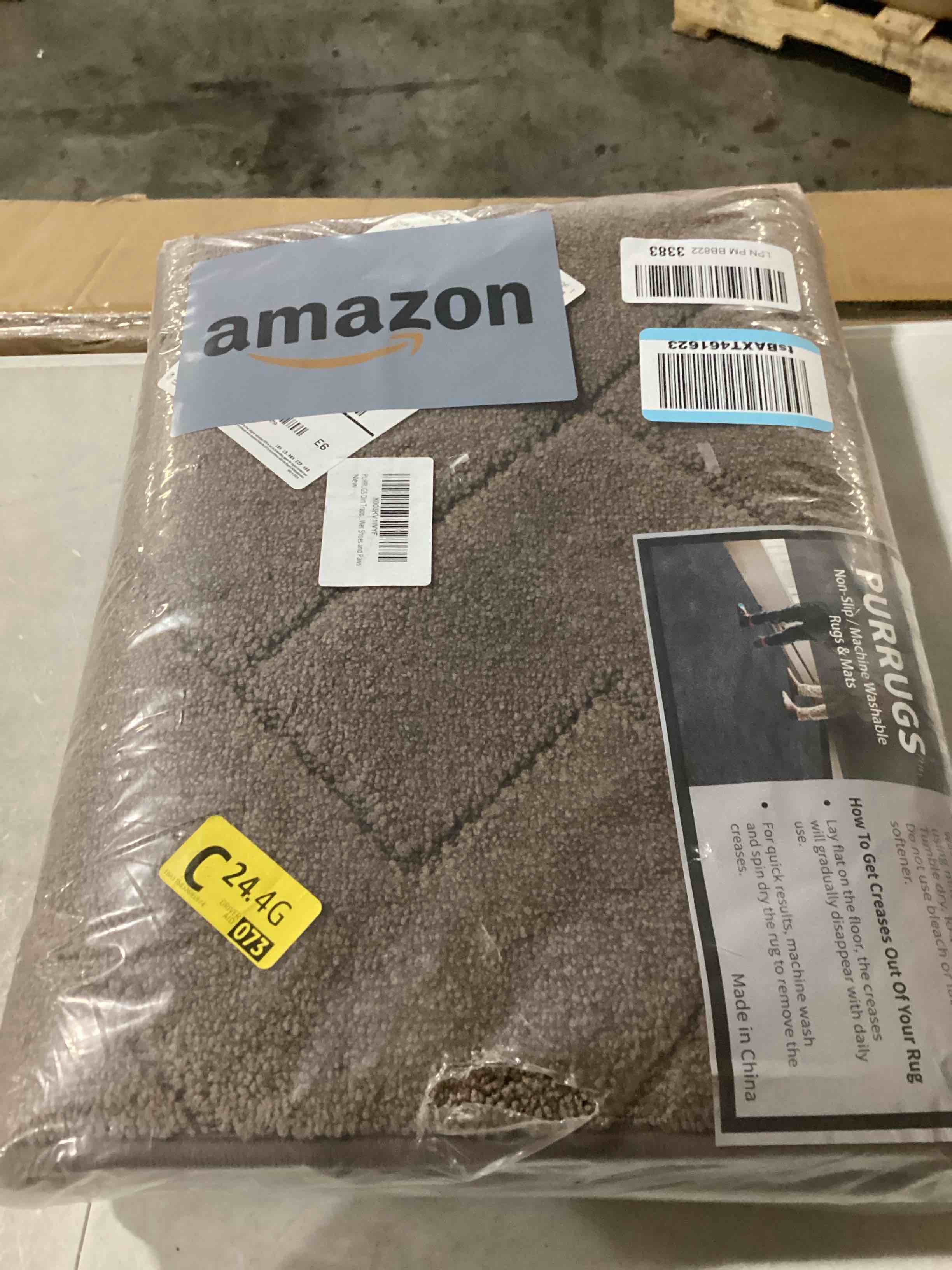 https://s3.amazonaws.com/lotting-images-prod/bidfta/YEL6709584_1730303138858.jpeg