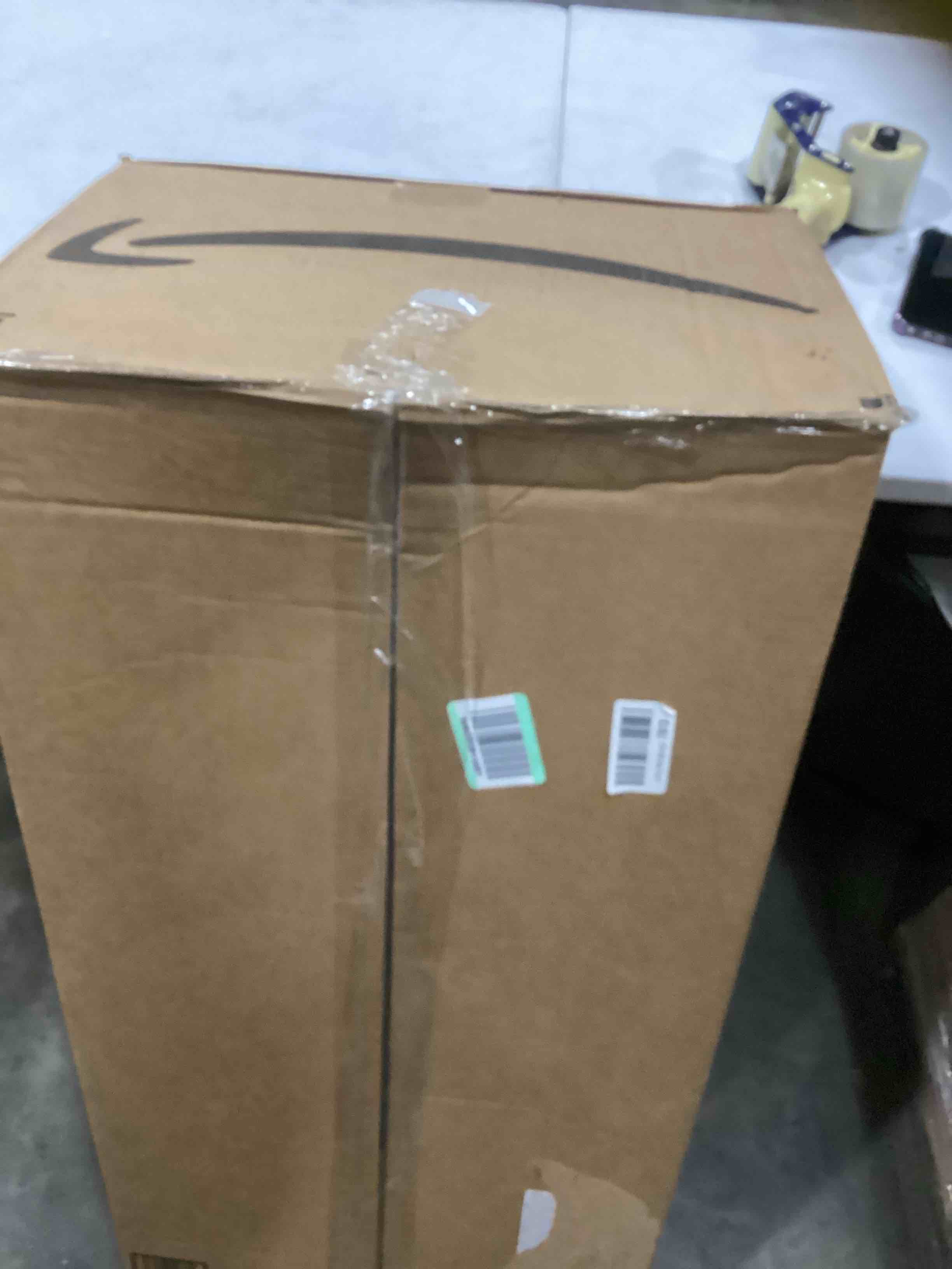 https://s3.amazonaws.com/lotting-images-prod/bidfta/YEL6710368_1730203070218.jpeg