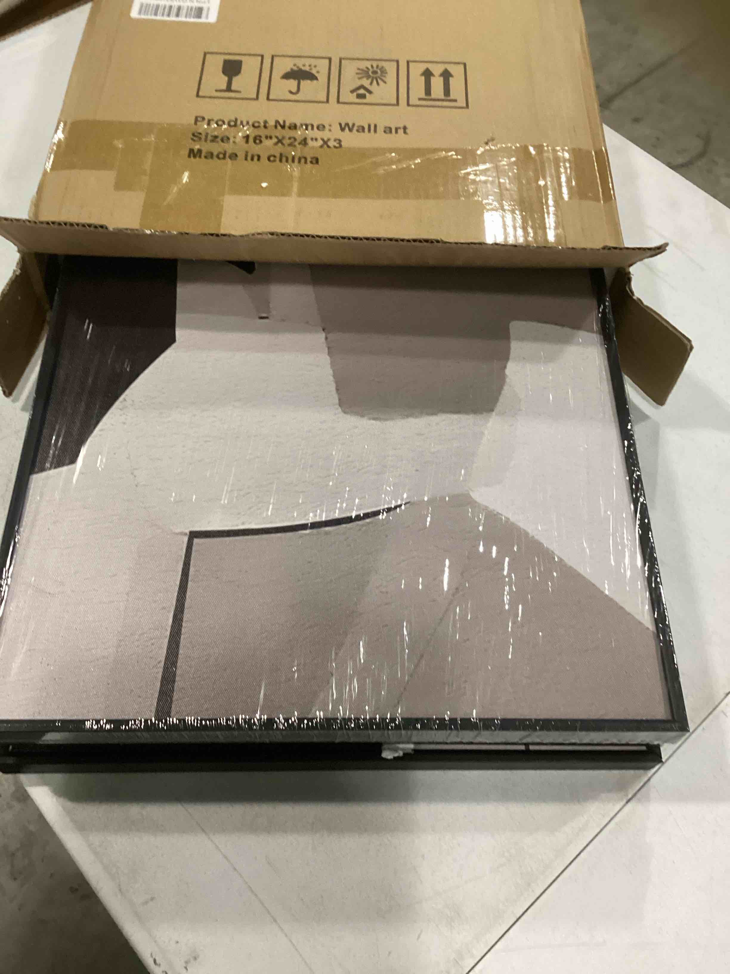 https://s3.amazonaws.com/lotting-images-prod/bidfta/YEL6710375_1730204300973.jpeg