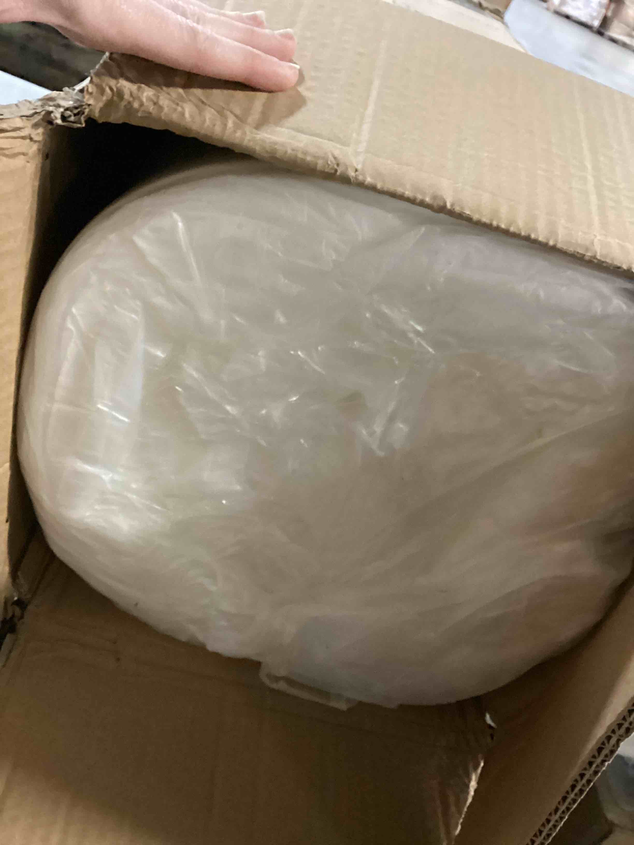 https://s3.amazonaws.com/lotting-images-prod/bidfta/YEL6711180_1732027045739.jpeg