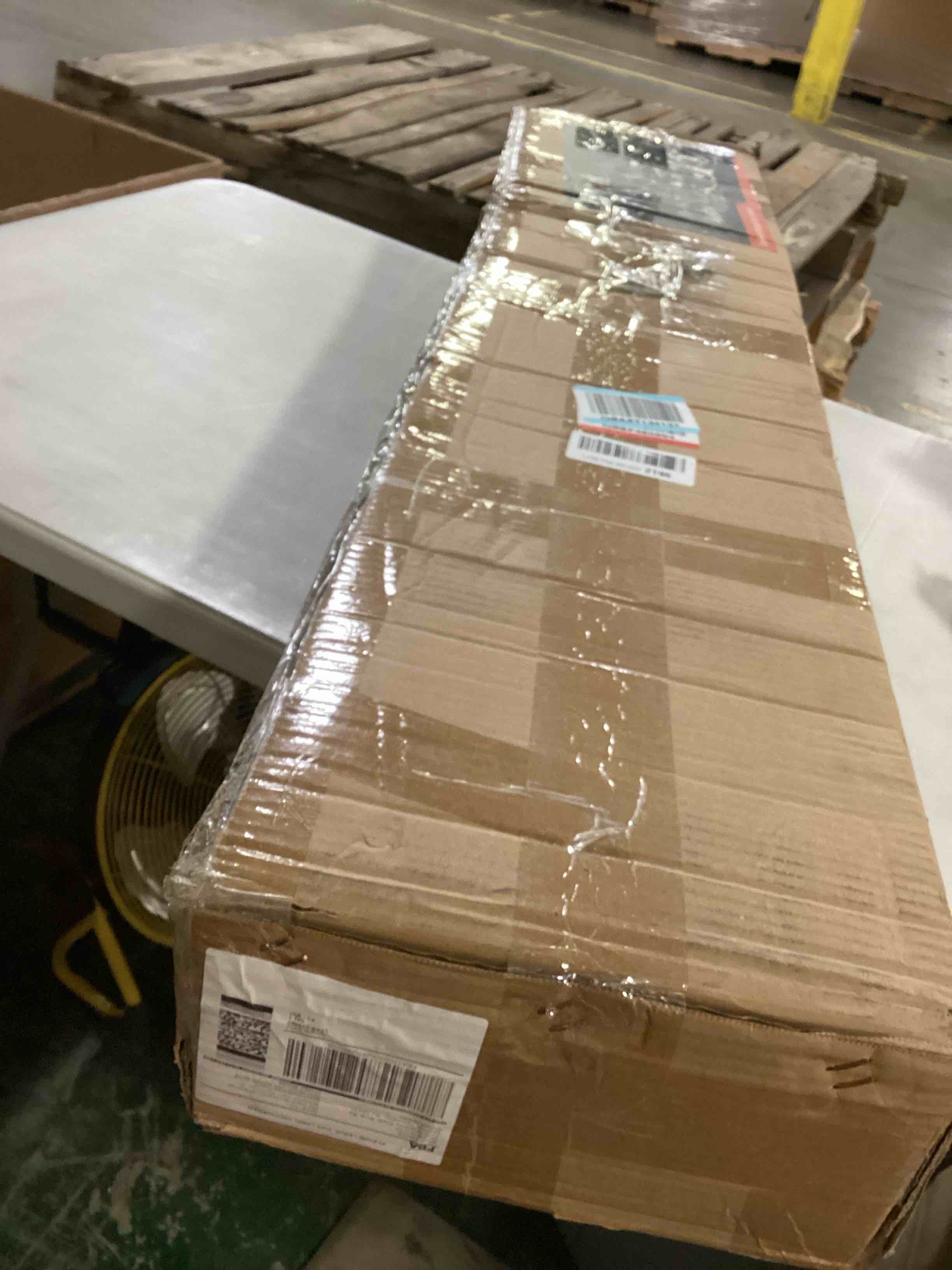 https://s3.amazonaws.com/lotting-images-prod/bidfta/YEL6711187_1732030175072.jpeg