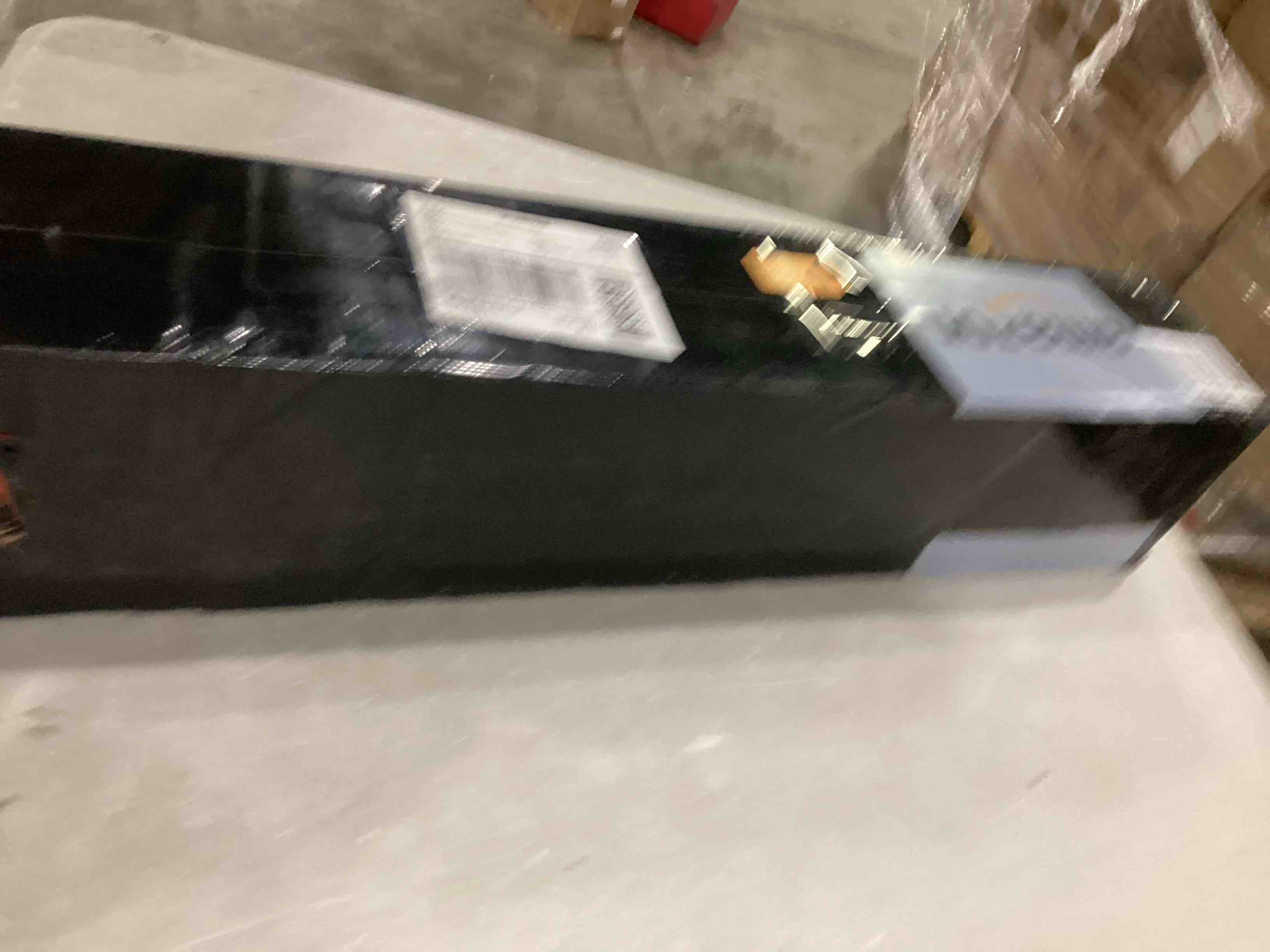 https://s3.amazonaws.com/lotting-images-prod/bidfta/YEL6711444_1730223953144.jpeg