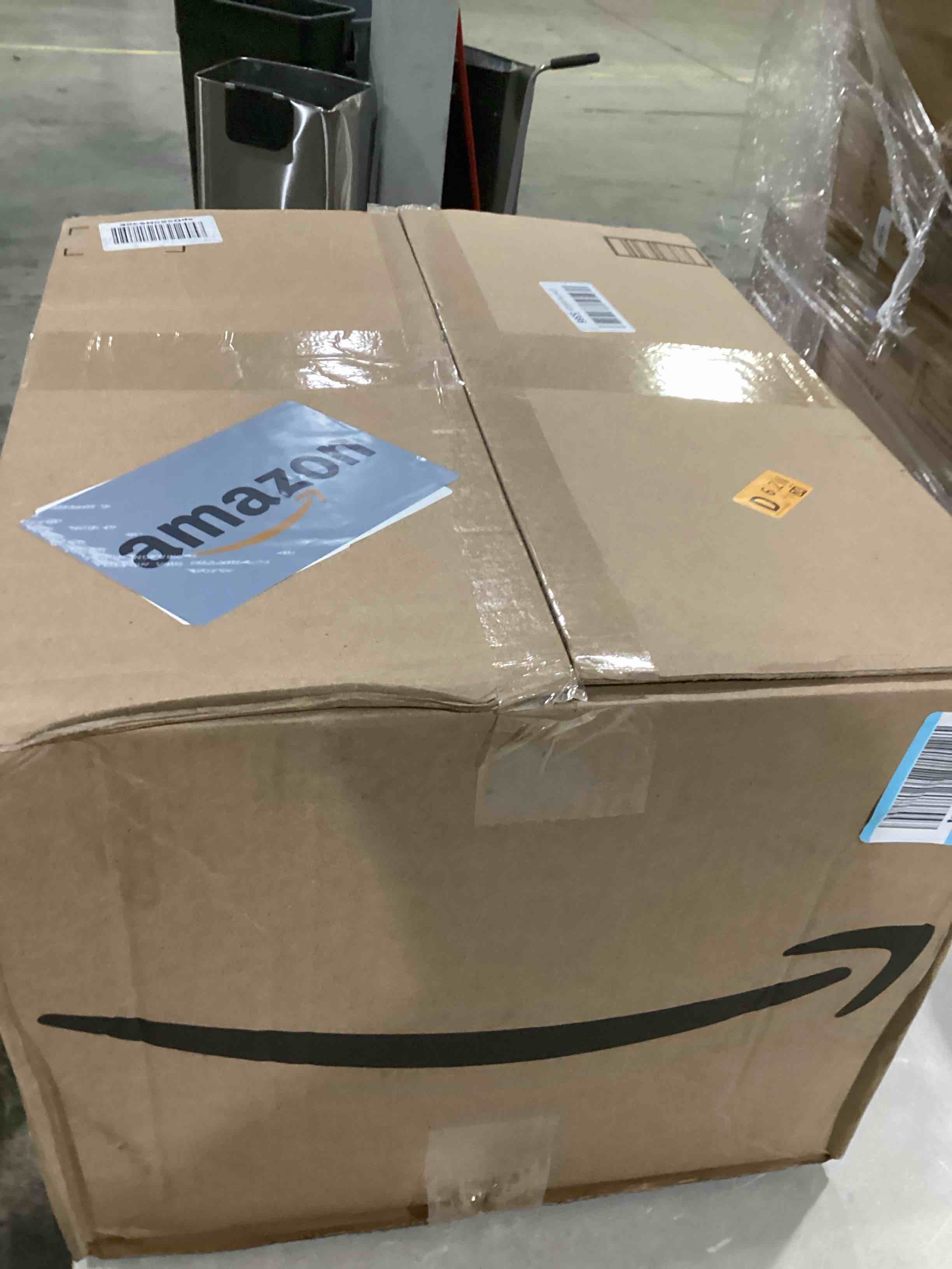 https://s3.amazonaws.com/lotting-images-prod/bidfta/YEL6711448_1730224406283.jpeg