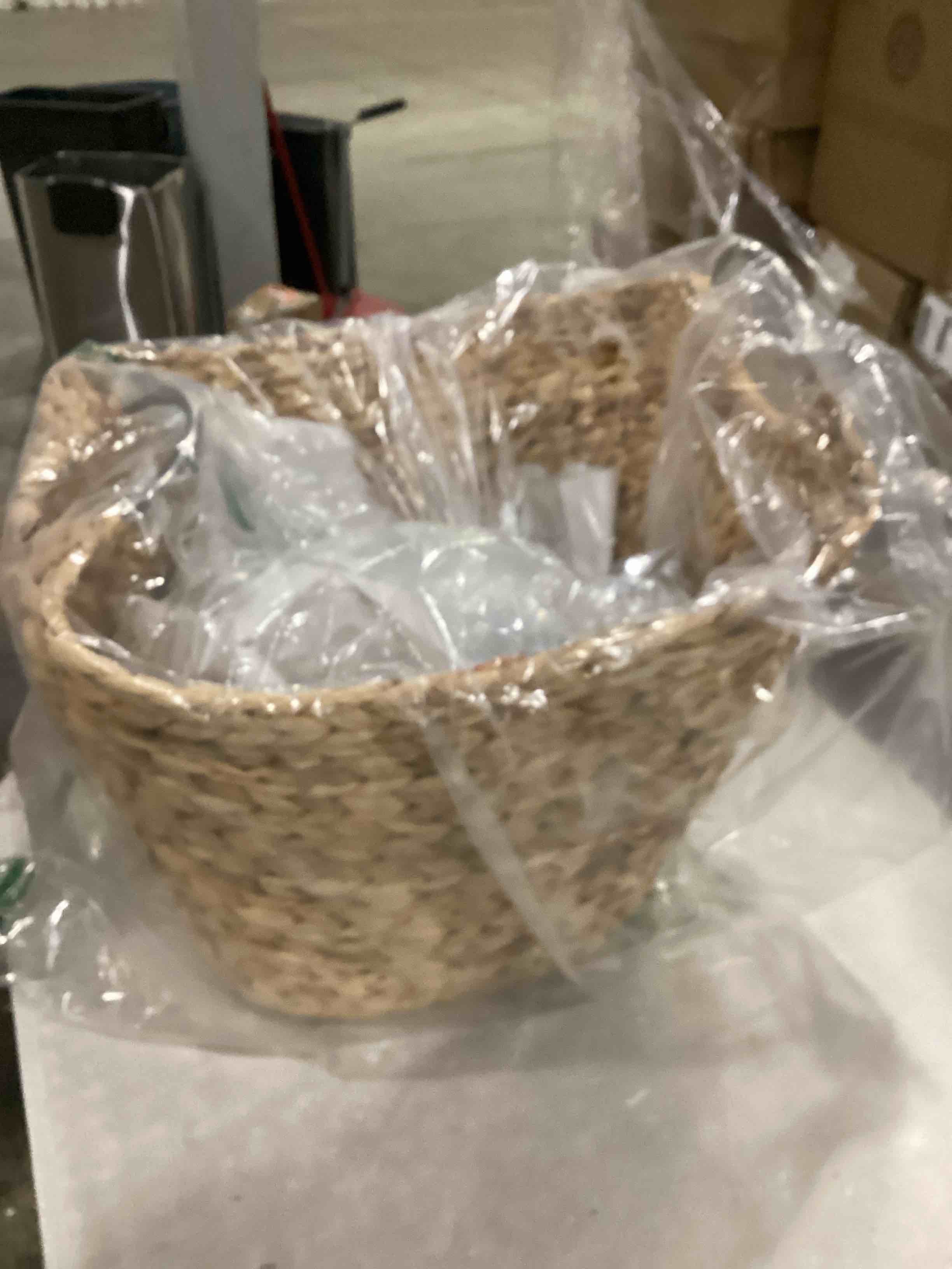 https://s3.amazonaws.com/lotting-images-prod/bidfta/YEL6711448_1730224430150.jpeg