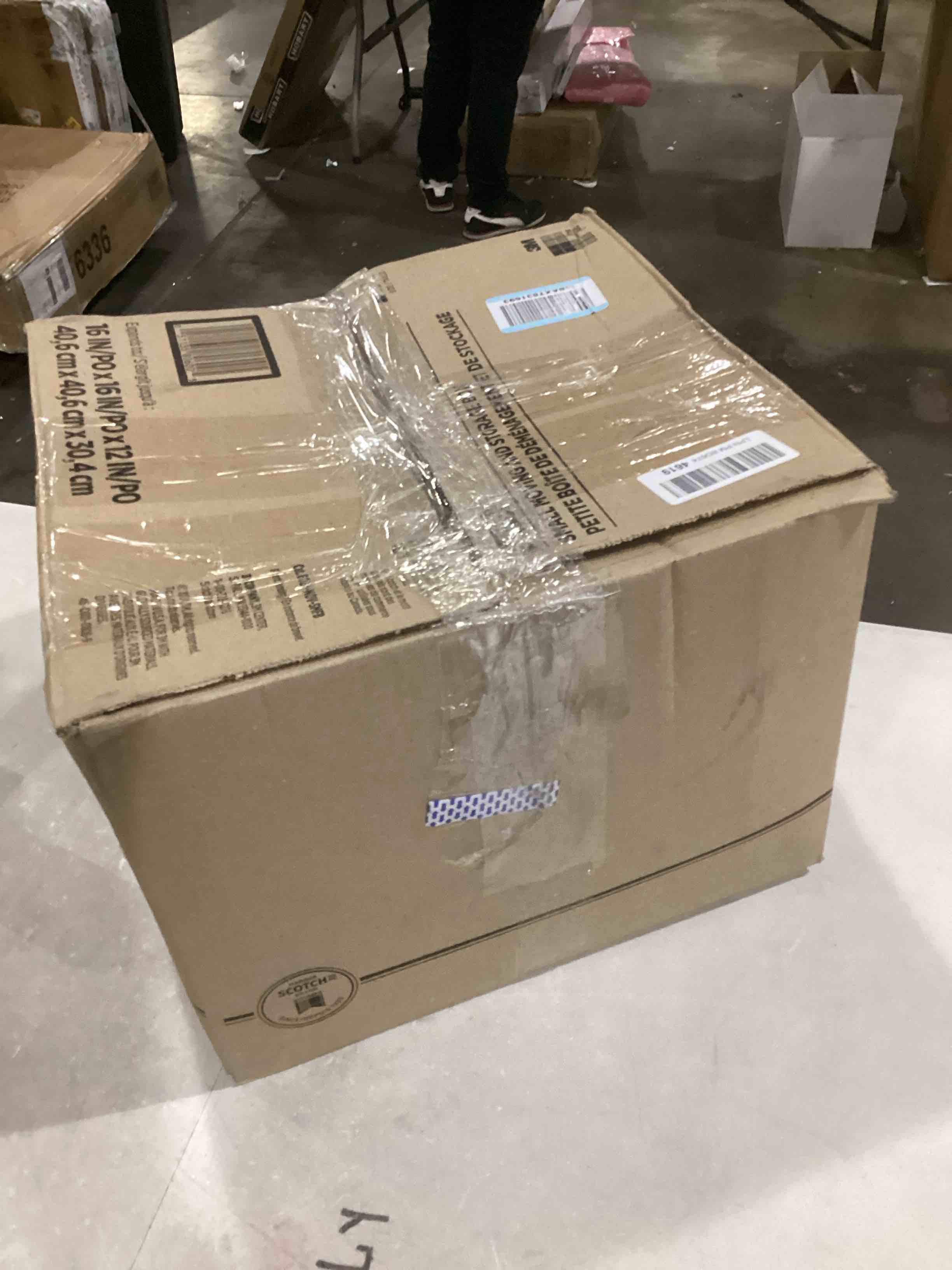 https://s3.amazonaws.com/lotting-images-prod/bidfta/YEL6711695_1730395949276.jpeg