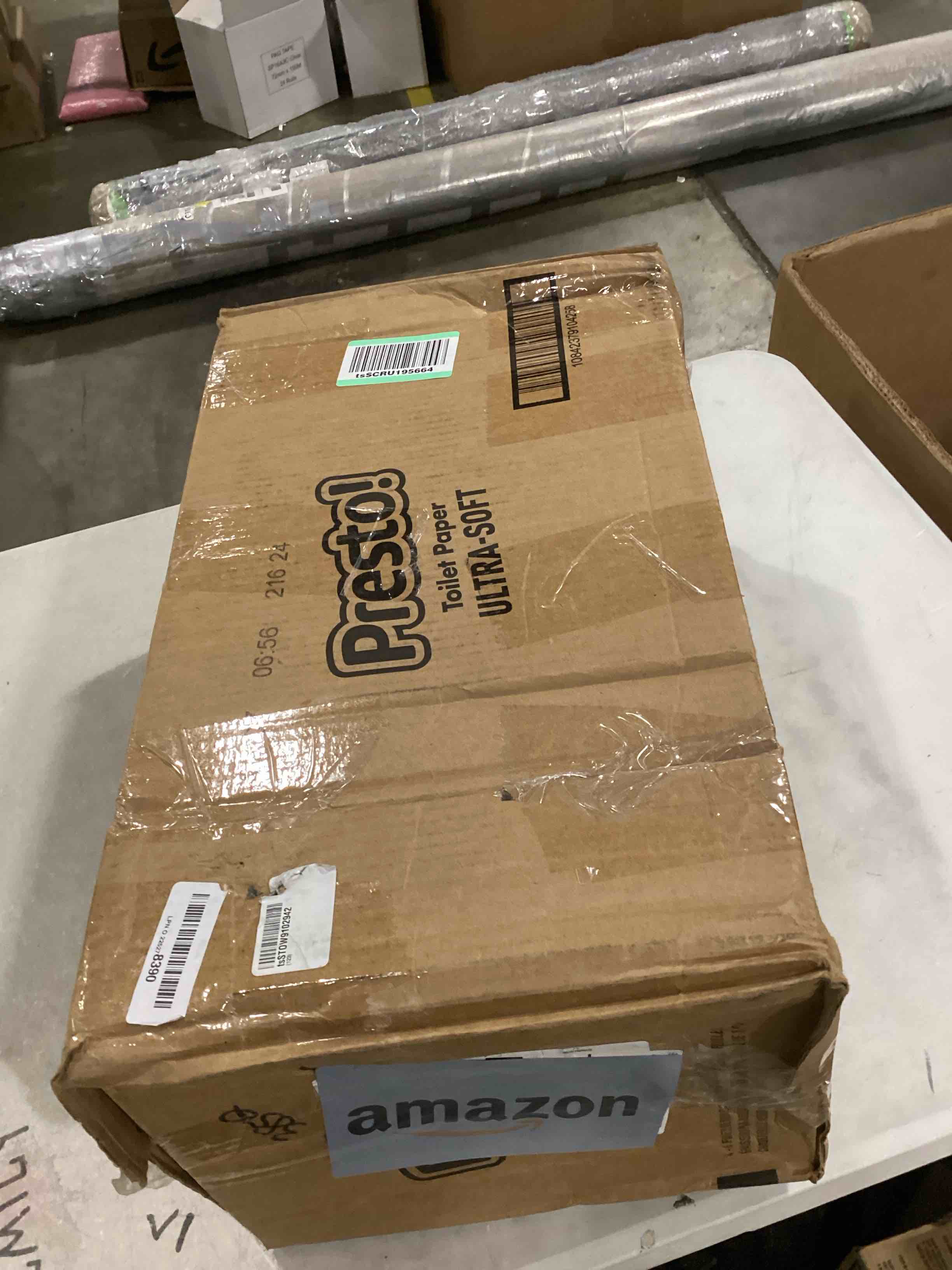 https://s3.amazonaws.com/lotting-images-prod/bidfta/YEL6712018_1730816676547.jpeg