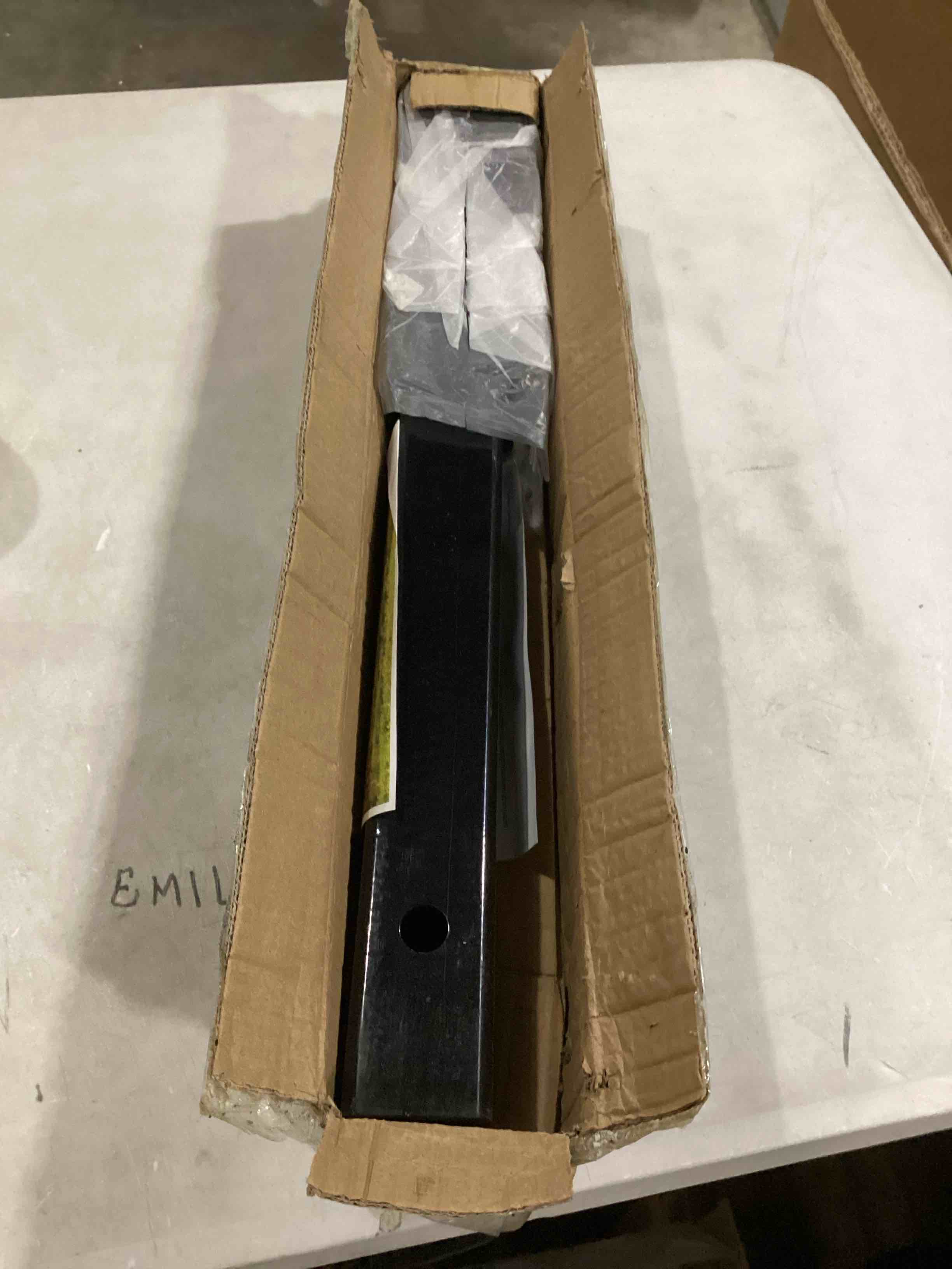https://s3.amazonaws.com/lotting-images-prod/bidfta/YEL6712074_1730830967209.jpeg