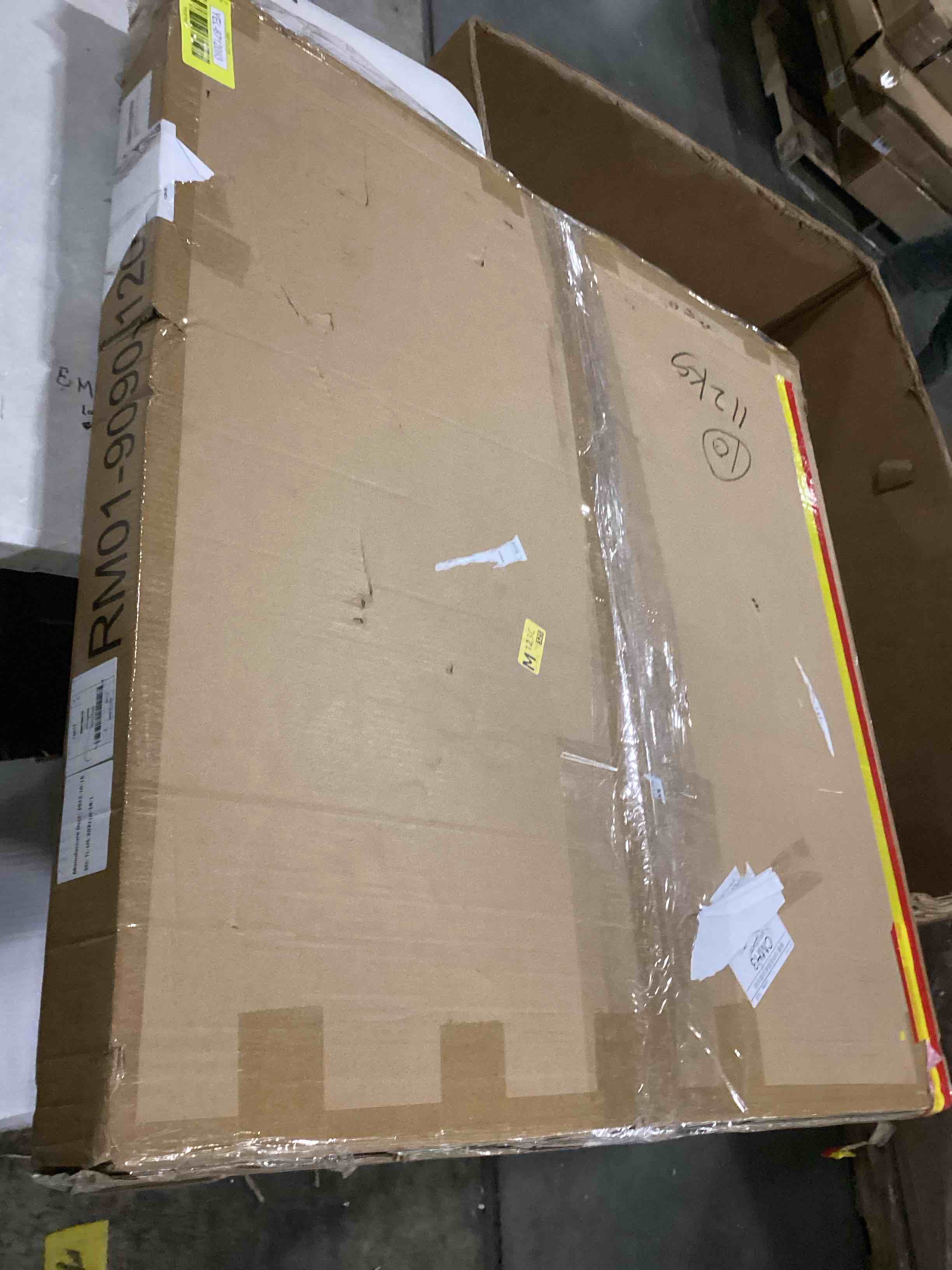 https://s3.amazonaws.com/lotting-images-prod/bidfta/YEL6712093_1730835566265.jpeg