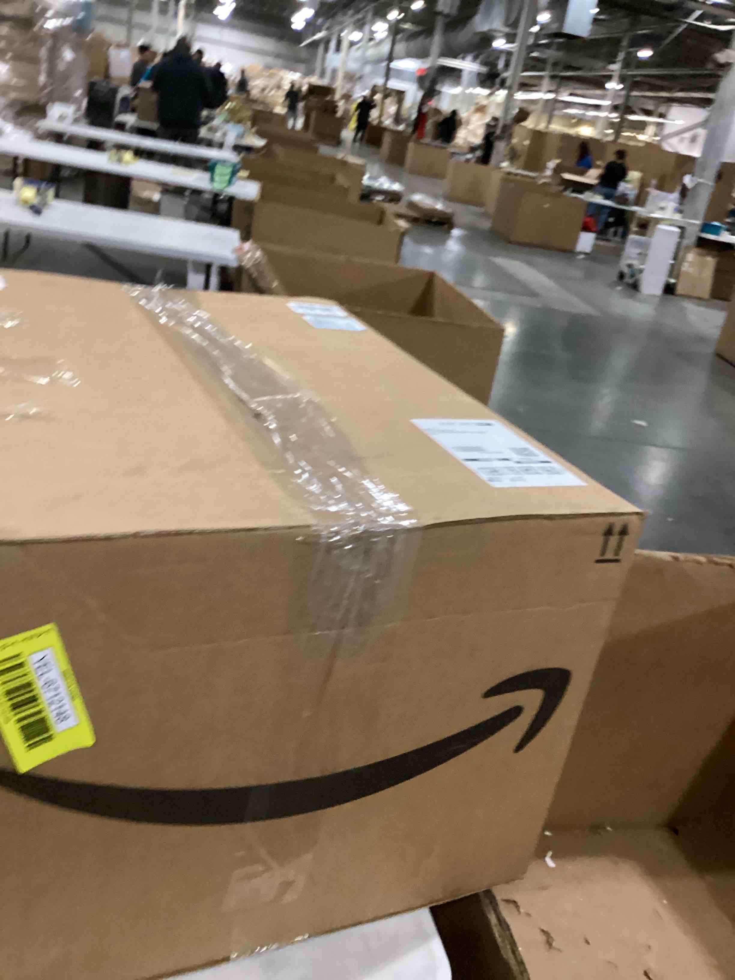 https://s3.amazonaws.com/lotting-images-prod/bidfta/YEL6712148_1730907894282.jpeg