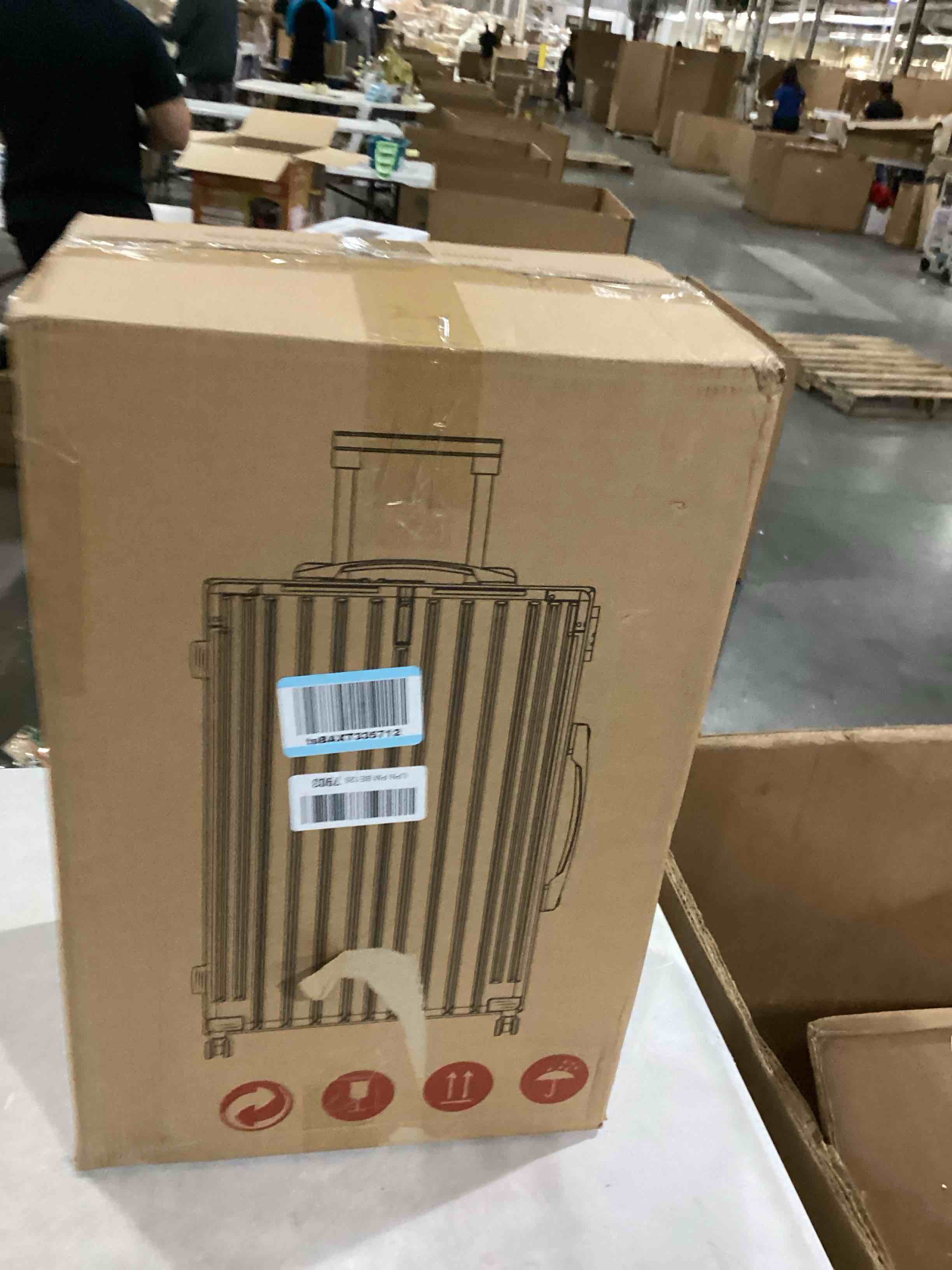 https://s3.amazonaws.com/lotting-images-prod/bidfta/YEL6712189_1730909865258.jpeg