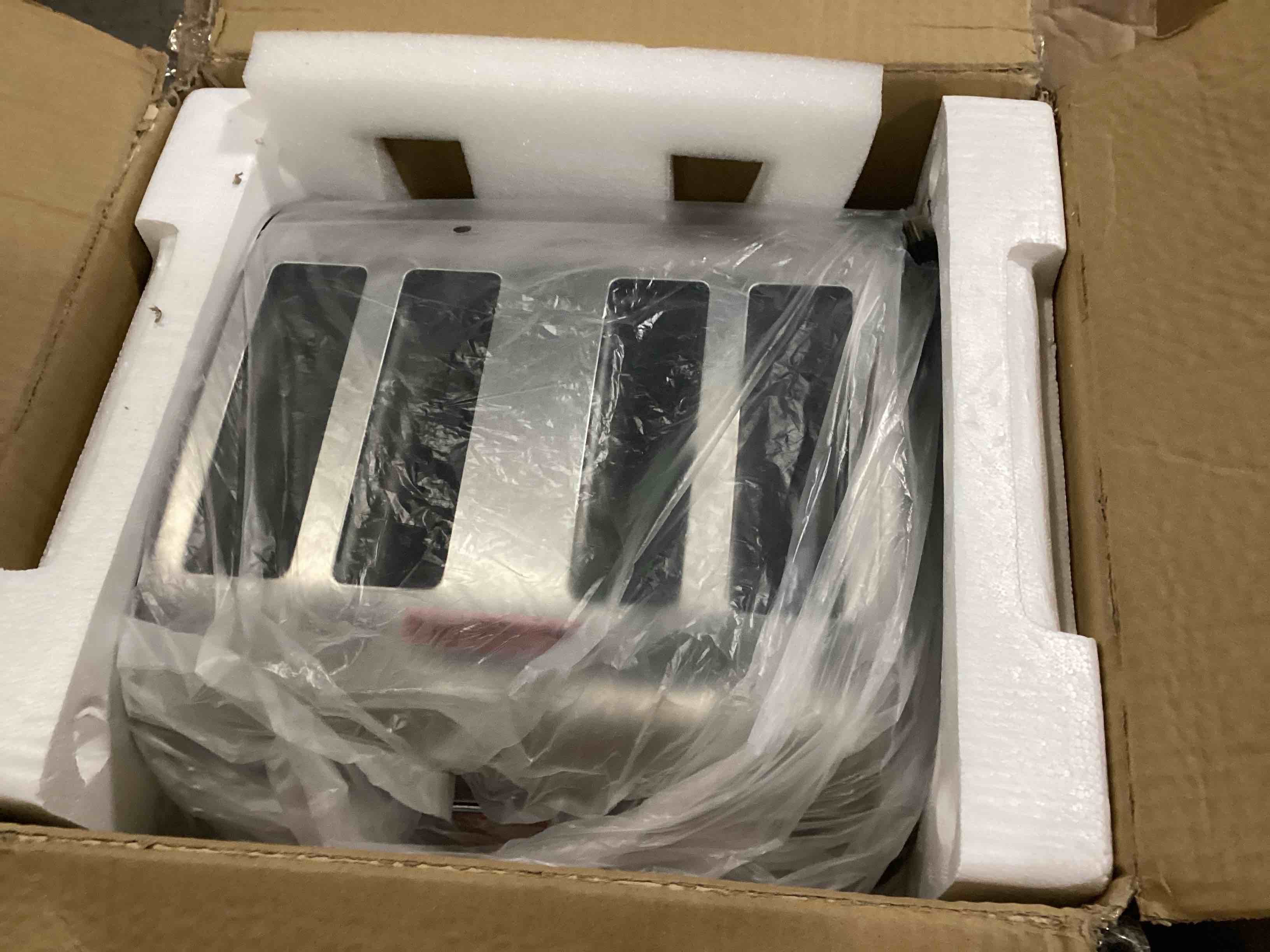 https://s3.amazonaws.com/lotting-images-prod/bidfta/YEL6712201_1730909487568.jpeg